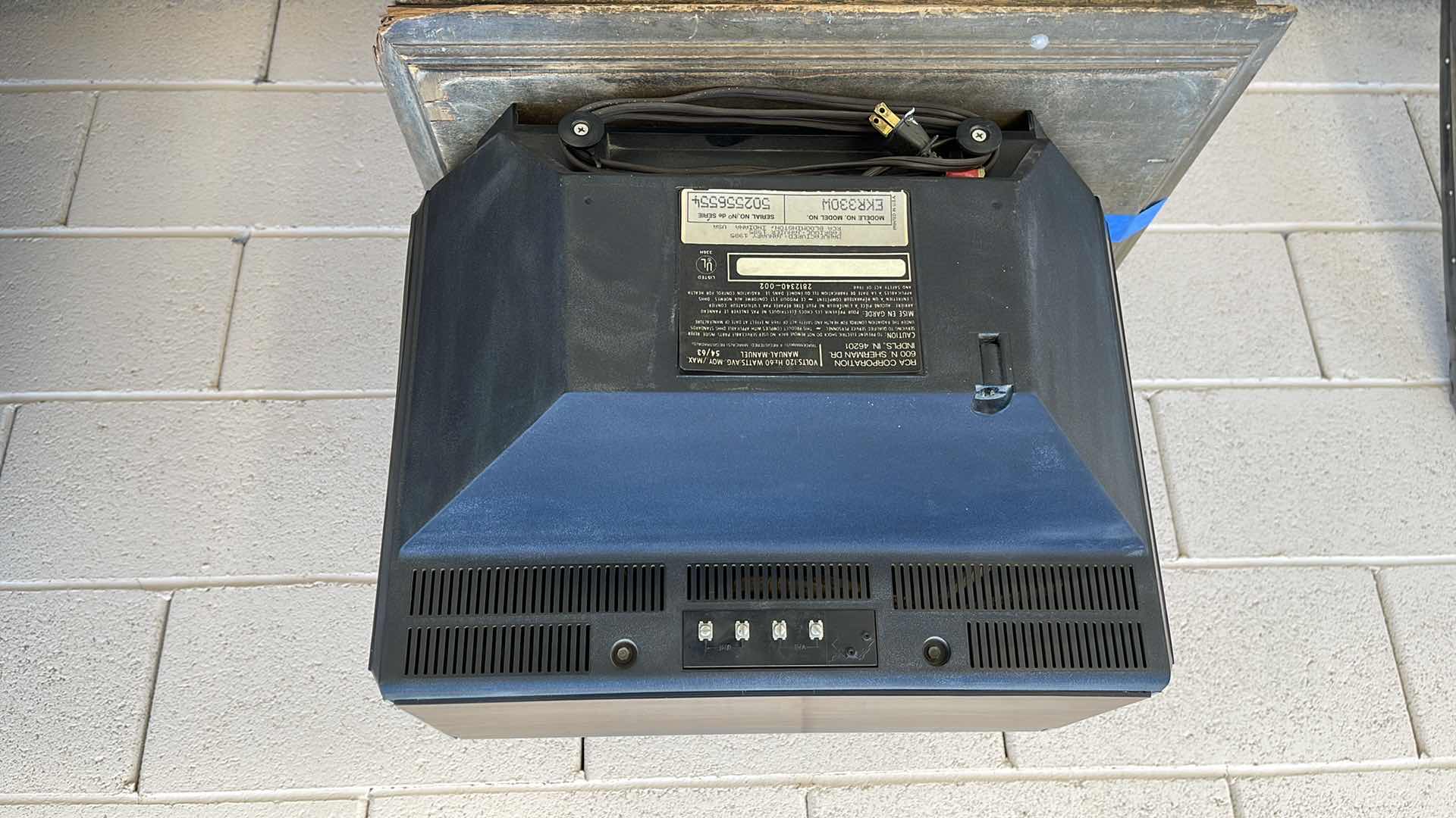 Photo 1 of VINTAGE RCA TV