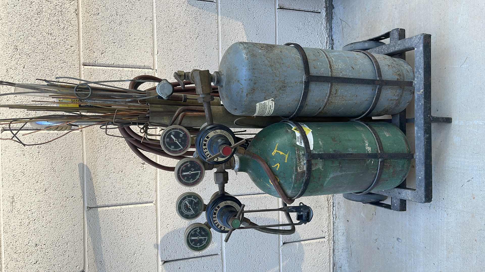 Photo 1 of CRAFTSMAN WELDER 