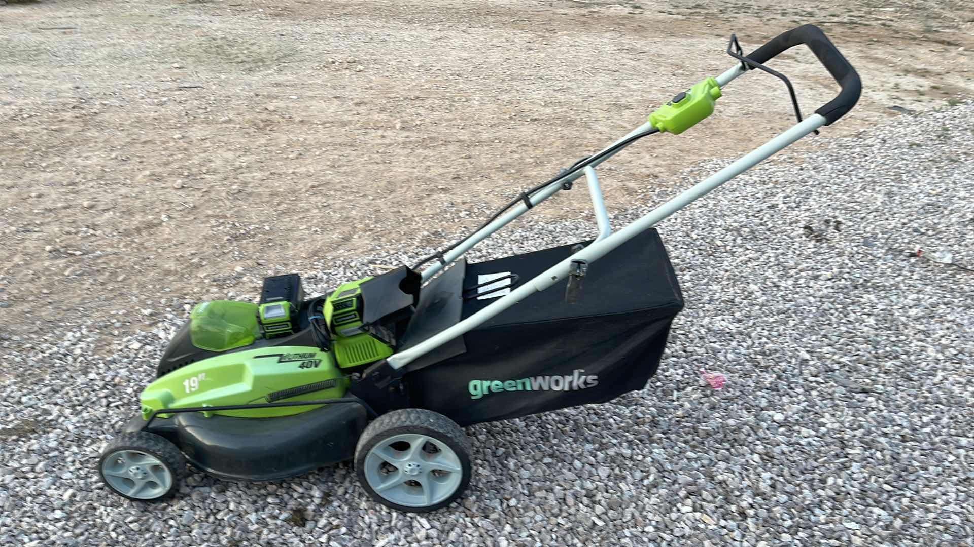 Photo 1 of GREENWORKS 19” LITHIUM 40V LAWNMOWER W/ EXTRA BATTERY & CHARGER
