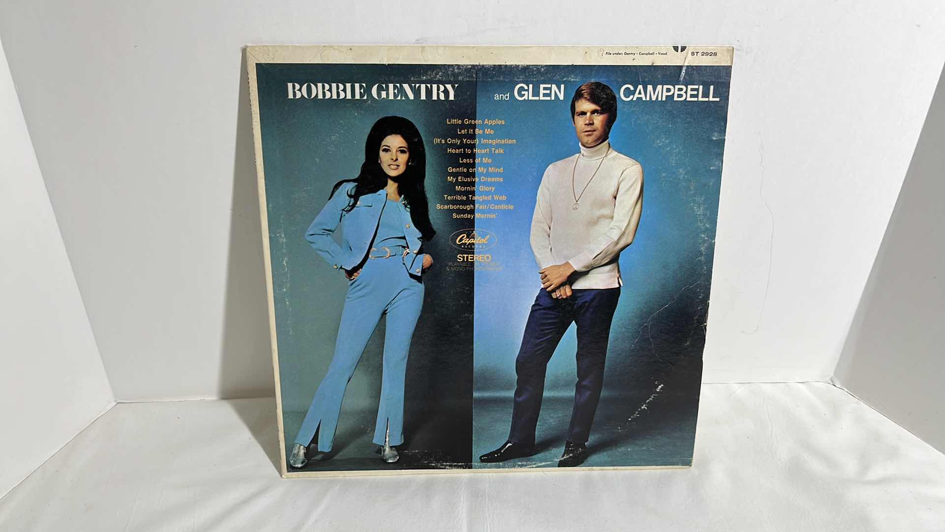 Photo 2 of GLEN CAMPBELL, BURT BACHARACH, BOBBIE GENTRY & GENE PITNEY VARIOUS VINYL ALBUMS (3)
