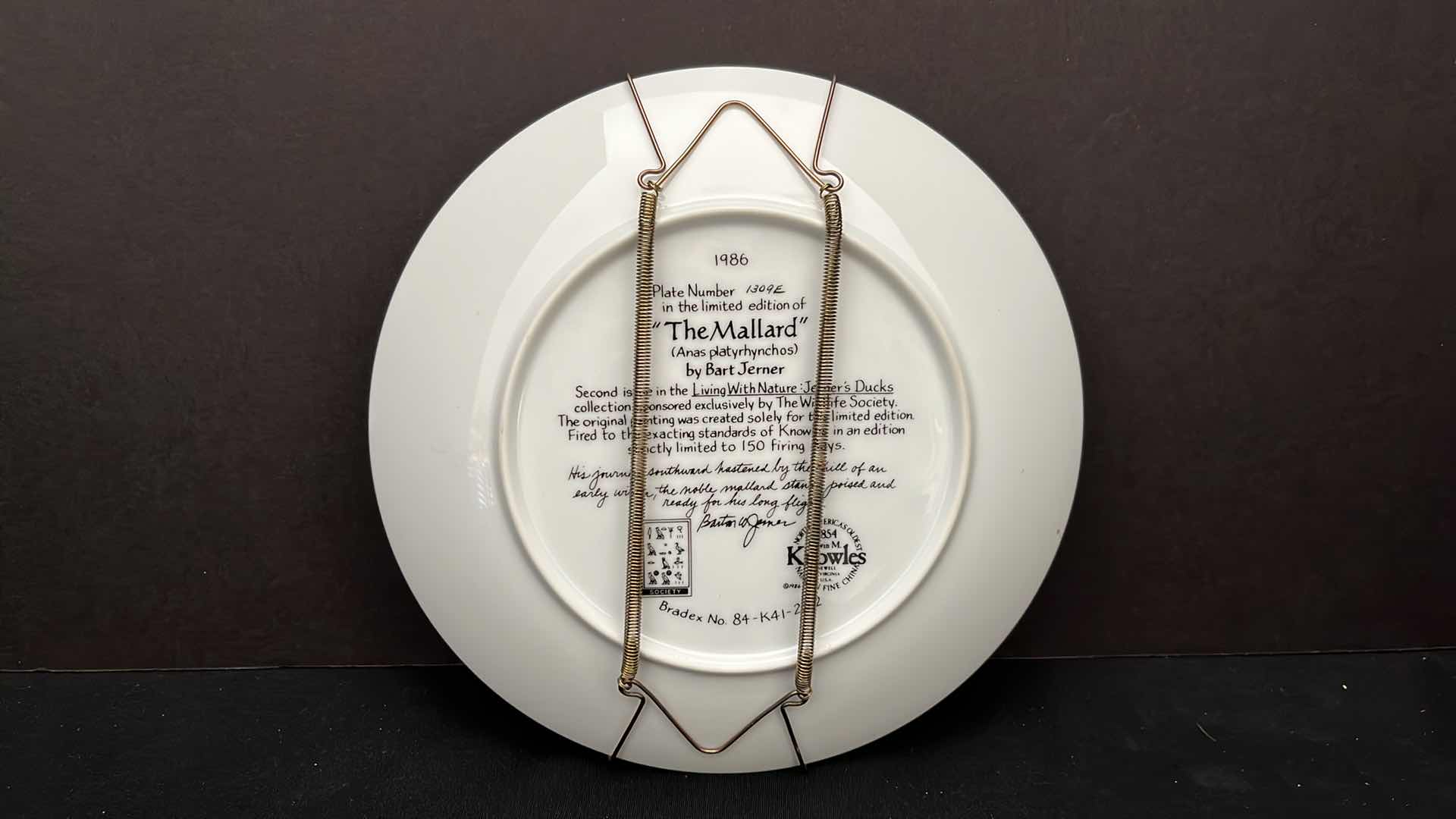 Photo 1 of EDWIN M KNOWLES CHINA CO. LIVING WITH NATURE: JERNER’S DUCKS THE MALLARD W PLATE HANGER & COA 8.5”