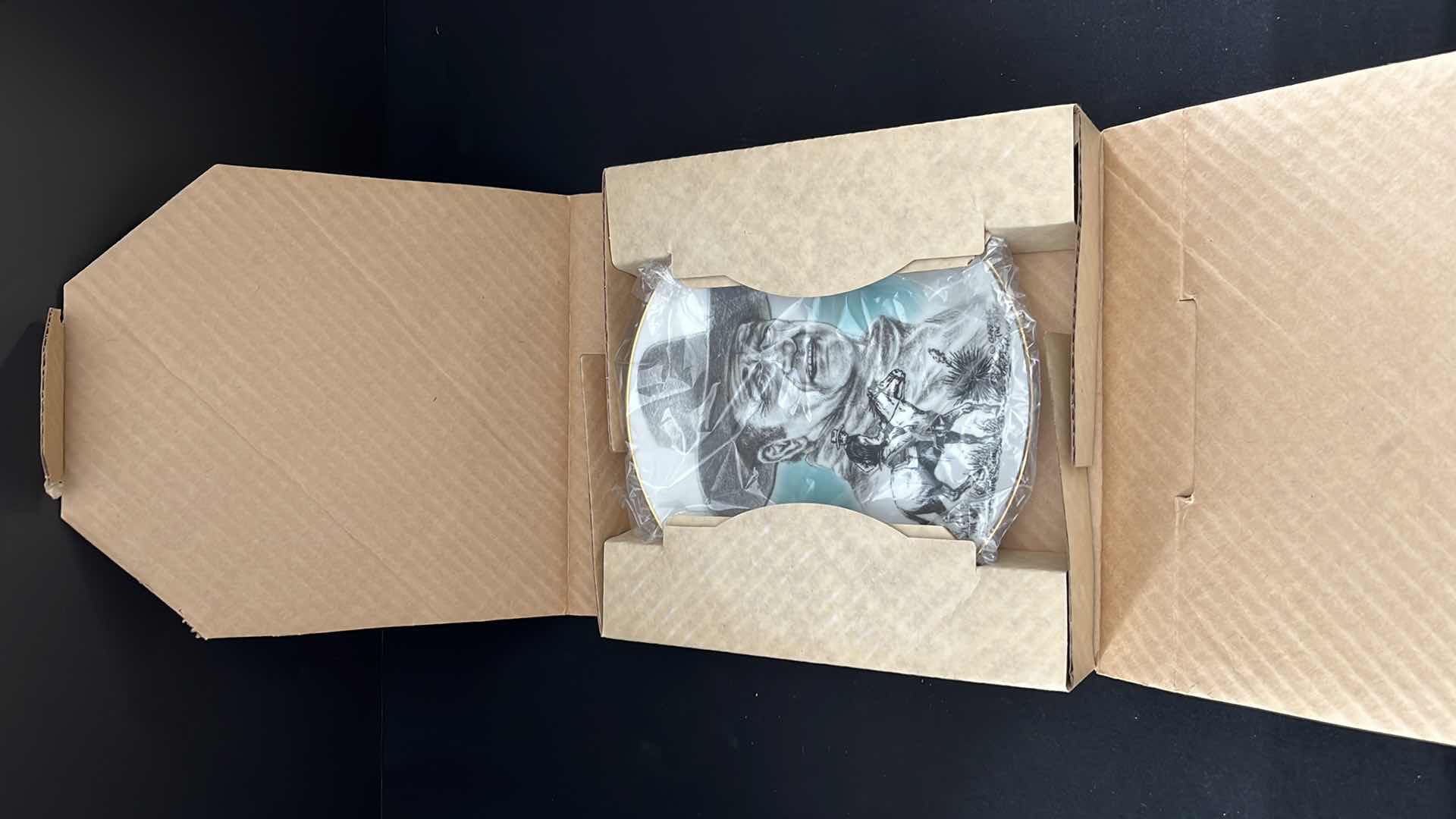 Photo 1 of CLARENCE THORPE COLLECTIBLE LIMITED EDITION PLATE JOHN WAYNE A GREAT AMERICAN 8.5”