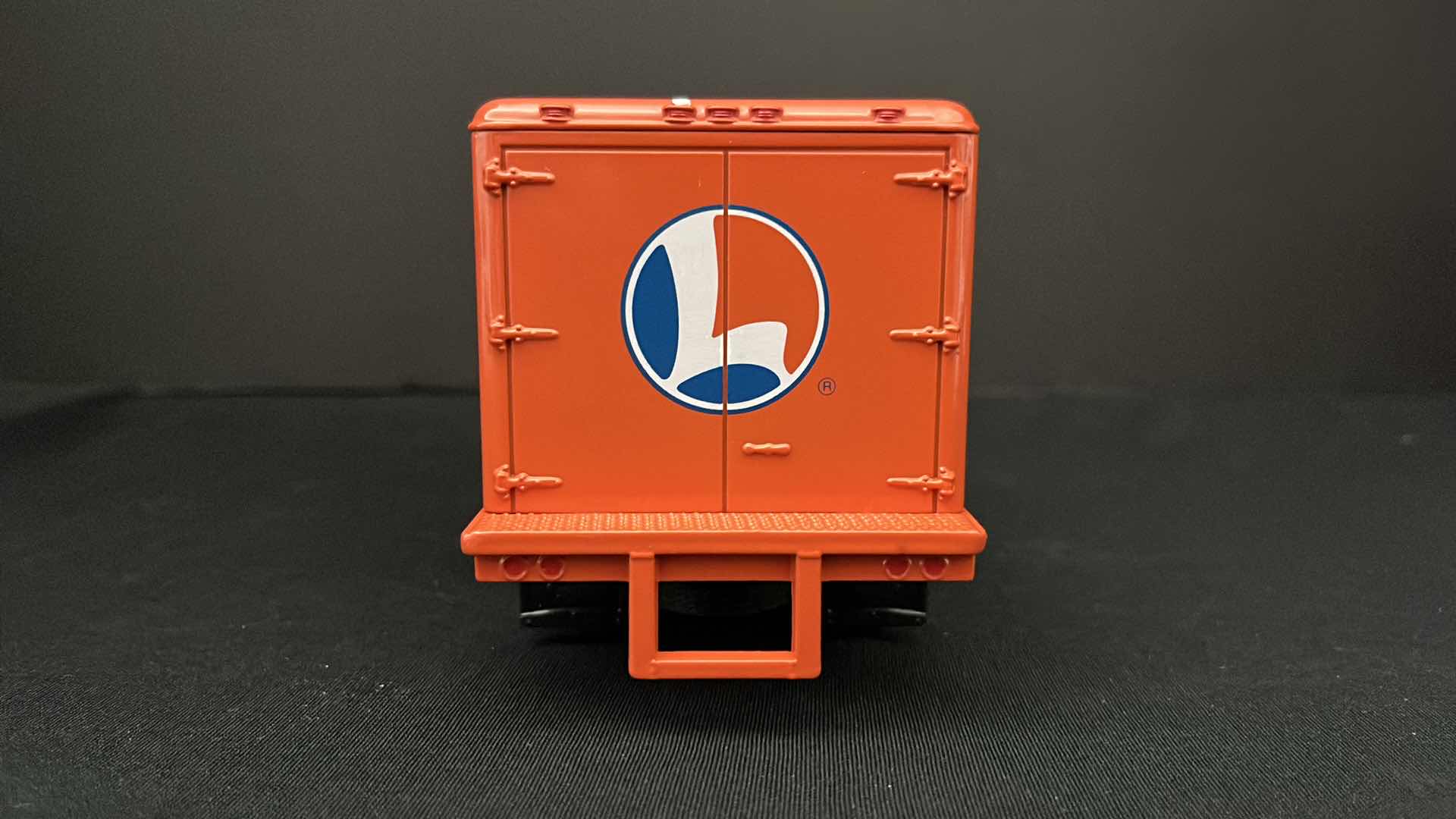 Photo 4 of FIRST GEAR INC, EASTWOOD AUTOMOBILIA TRANSPORTATION COLLECTIBLES LIONEL ELECTRIC TRAINS 1951 FORD F-6 STOCK NO 19-0104