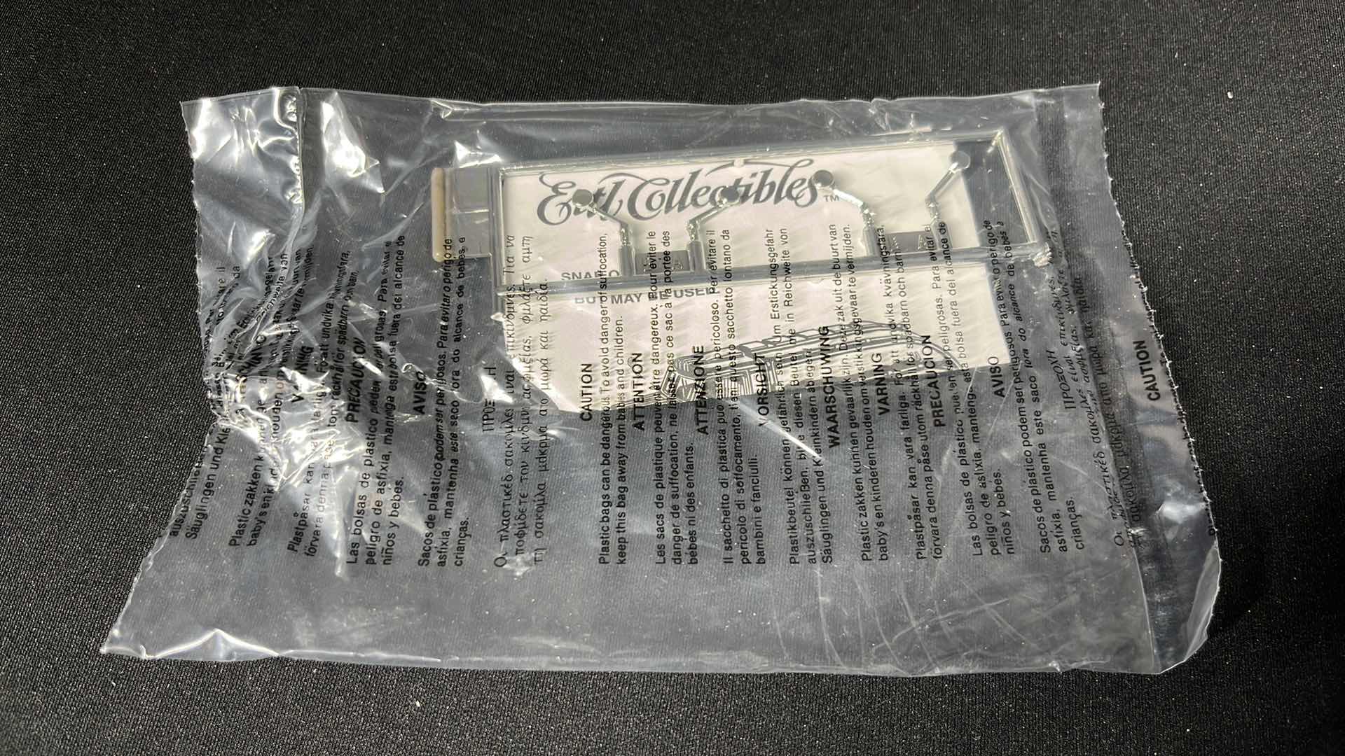 Photo 6 of ERTL COLLECTIBLES, 1997 TEXACO HENRY FORD MUSEUM & GREENFIELD VILLAGE DIE-CAST REPLICA 1939 DODGE AIRFLOW AND VINTAGE MINIATURE GAS CYLINDER PUMP 7.5”
$25
$15