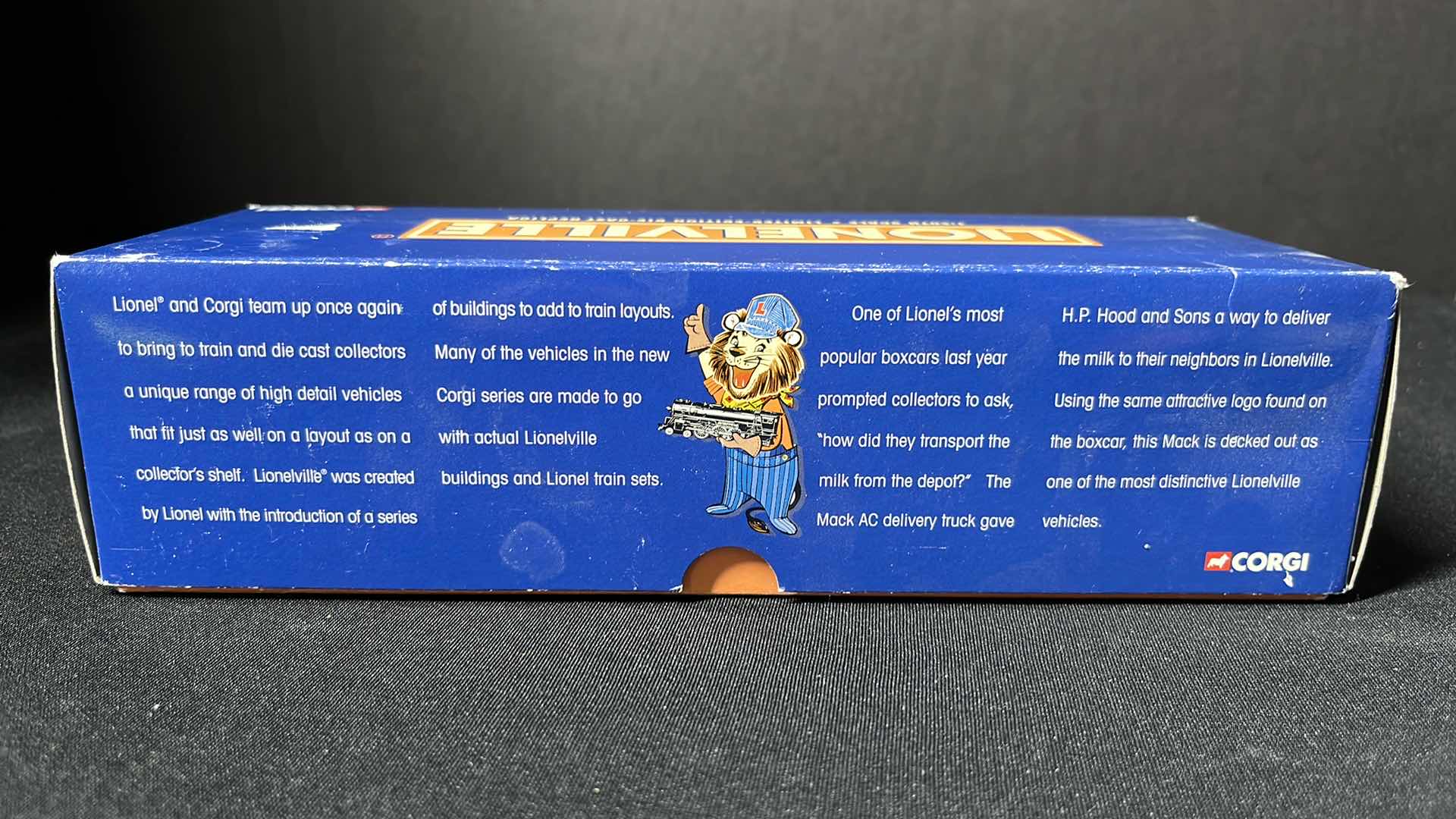 Photo 1 of CORGI CLASSICS INC, LIONELVILLE LIMITED EDITION DIE-CAST REPLICA MACK AC DELIVERY TRUCK H.P. HOOD & SONS MILK US50602
$50