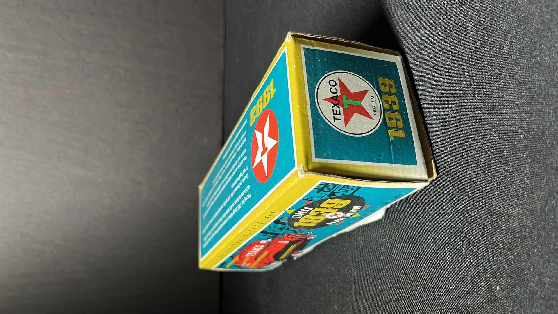 Photo 4 of ERTL COLLECTIBLES, 1993 TEXACO DIE-CAST METAL REPLICA 1939 DODGE AIRFLOW LOCKING COIN BANK W KEY STOCK NO 9500