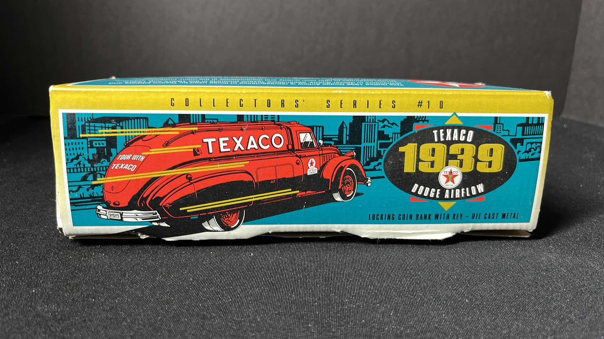 Photo 2 of ERTL COLLECTIBLES, 1993 TEXACO DIE-CAST METAL REPLICA 1939 DODGE AIRFLOW LOCKING COIN BANK W KEY STOCK NO 9500