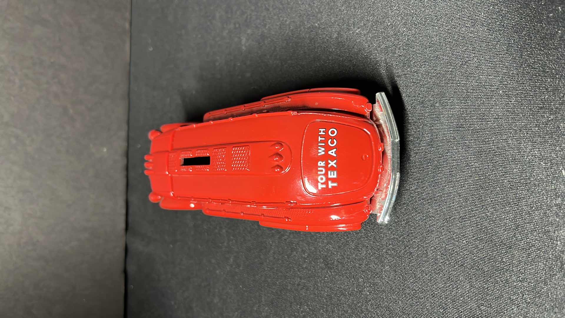 Photo 8 of ERTL COLLECTIBLES, 1993 TEXACO DIE-CAST METAL REPLICA 1939 DODGE AIRFLOW LOCKING COIN BANK W KEY STOCK NO 9500