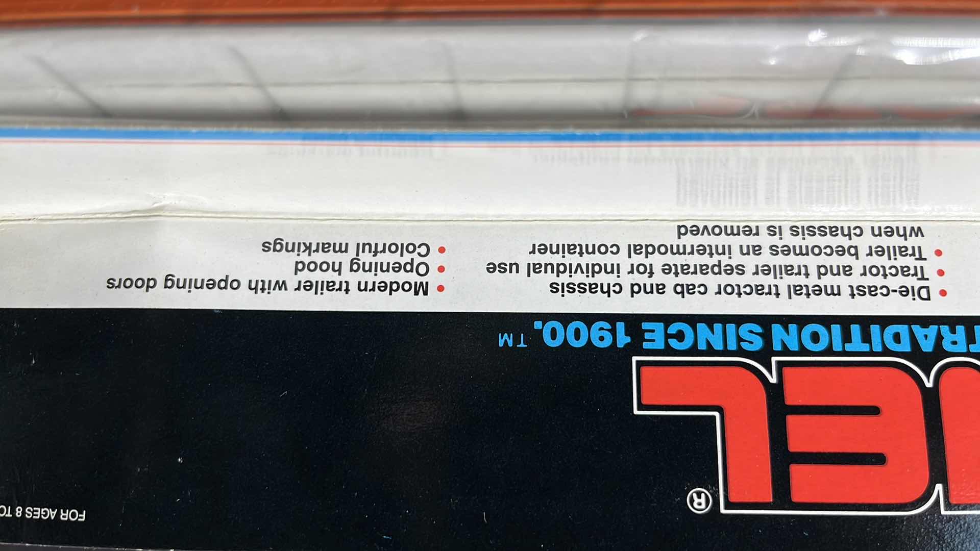 Photo 1 of LIONEL TRAINS INC, MADISON HARDWARE CO. LCCA SPECIAL EDITION TRACTOR & TRAILER 1993 NO 6-12779