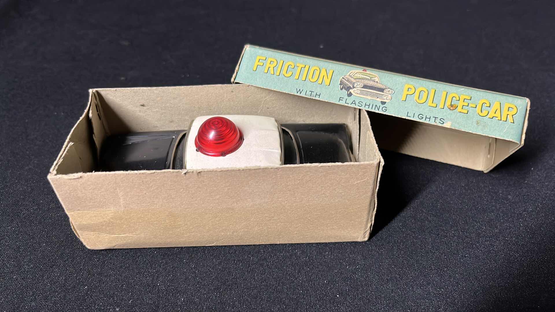 Photo 1 of KS FRICTION POLICE PATROL-CAR W FLASHING LIGHTS, MADE IN JAPAN