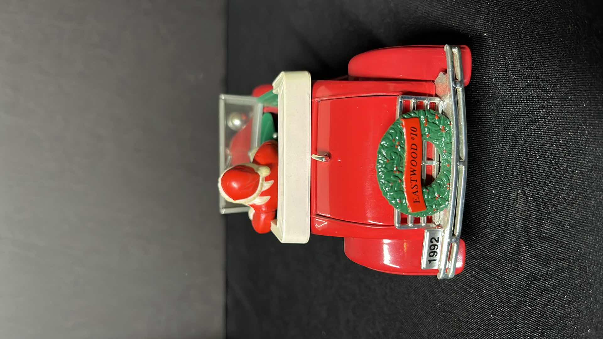 Photo 1 of THE EASTWOOD COMPANY DIE-CAST METAL GORD MODEL A 1992 SANTA’S ROADSTER LOCKING COIN BANK W KEY (STOCK #1928)