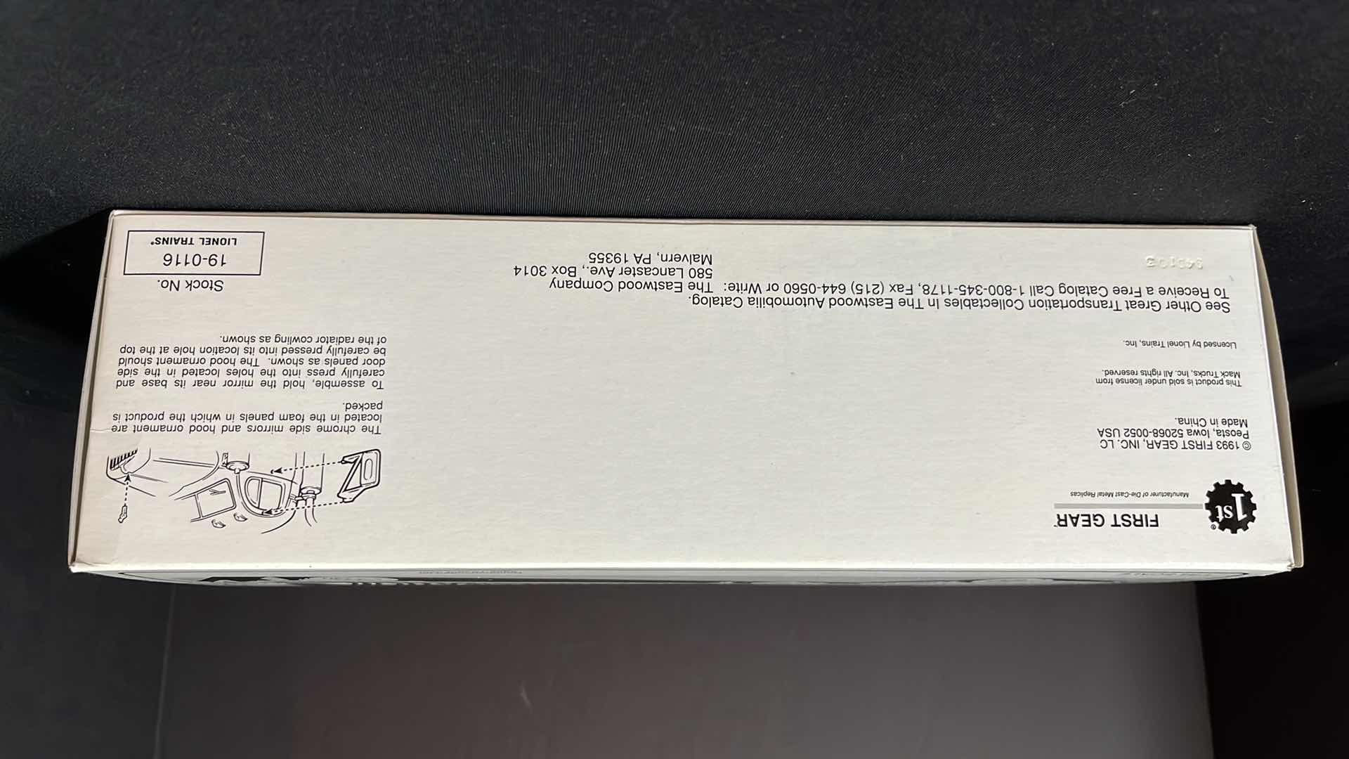 Photo 1 of FIRST GEAR EASTWOOD AUTOMOBILIA TRANSPORTATION COLLECTABLES 1960 MODEL B-61 LIONEL TRAINS MACK TRAILER & TRACTOR (STOCK NO 19-0116)