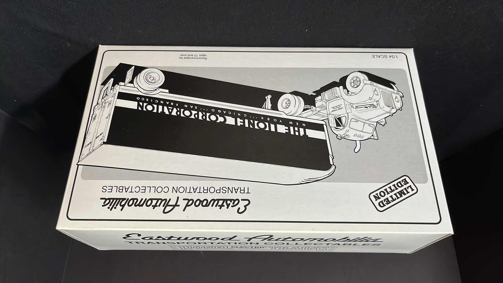 Photo 1 of FIRST GEAR EASTWOOD AUTOMOBILIA TRANSPORTATION COLLECTABLES 1960 MODEL B-61 LIONEL TRAINS MACK TRAILER & TRACTOR (STOCK NO 19-0116)