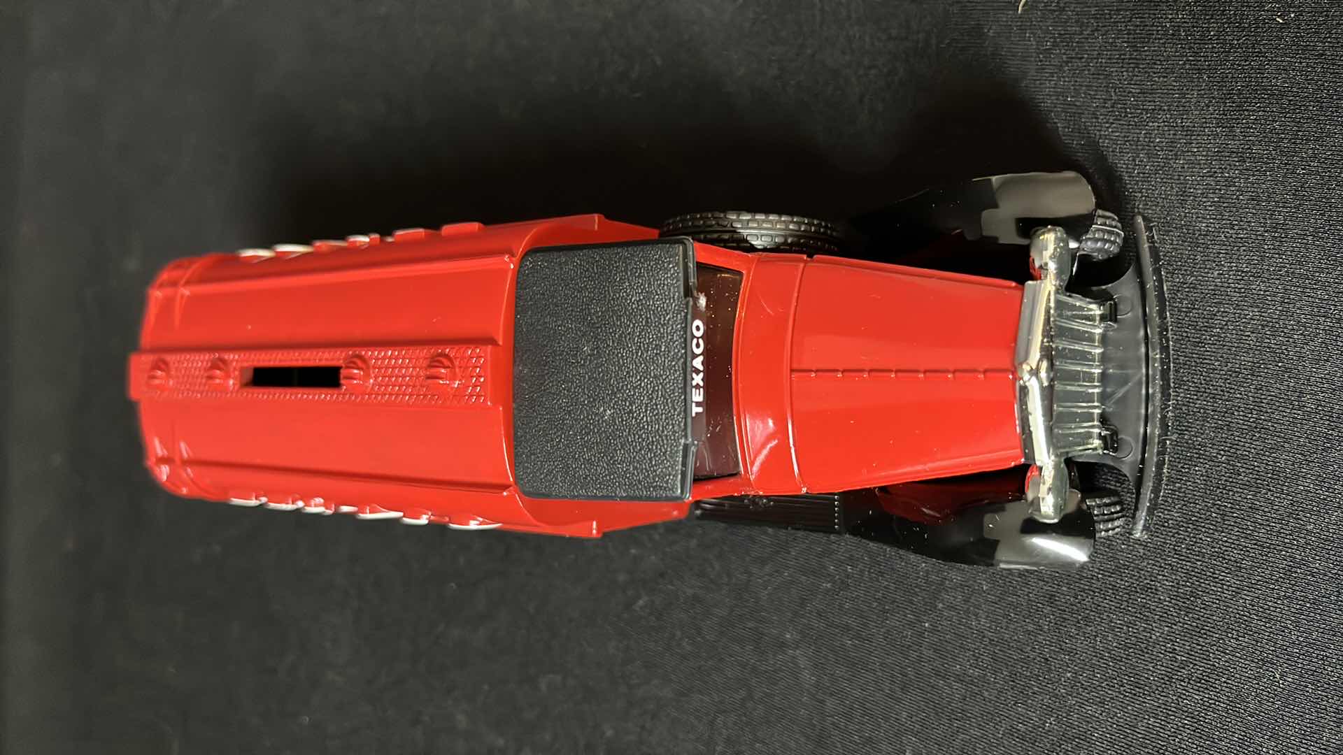 Photo 1 of ERTL LIMITED EDITION TEXACO 1930 DIAMOND FUEL TANKER, COLLECTORS SERIES #7, 1990 (STOCK NO 9330VO)
