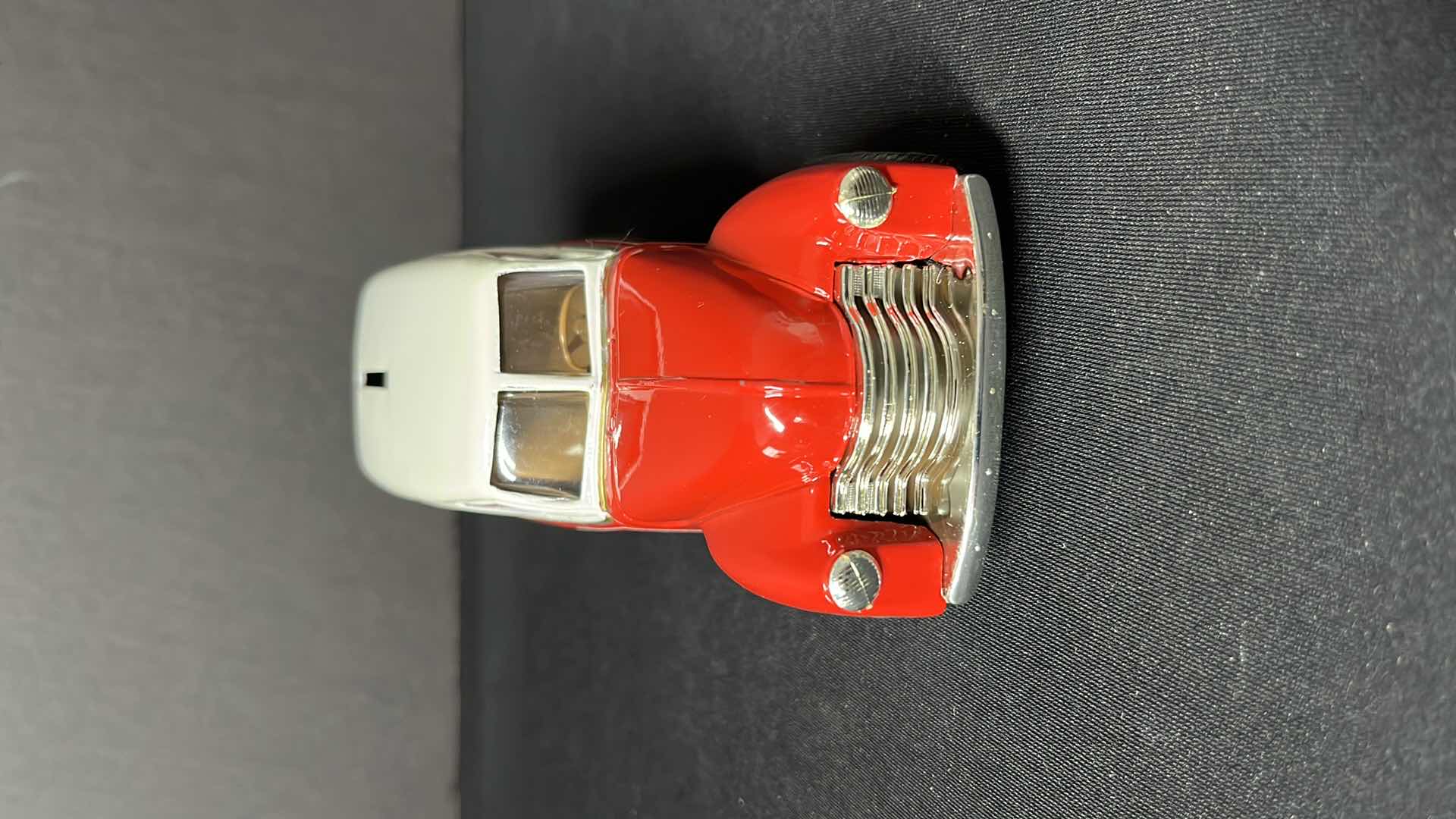 Photo 3 of ERTL 1:25 DIE-CAST METAL LENNOX 1950 CHEVY PANEL TRUCK LOCKING COIN BANK W KEY (STOCK NO 9590)