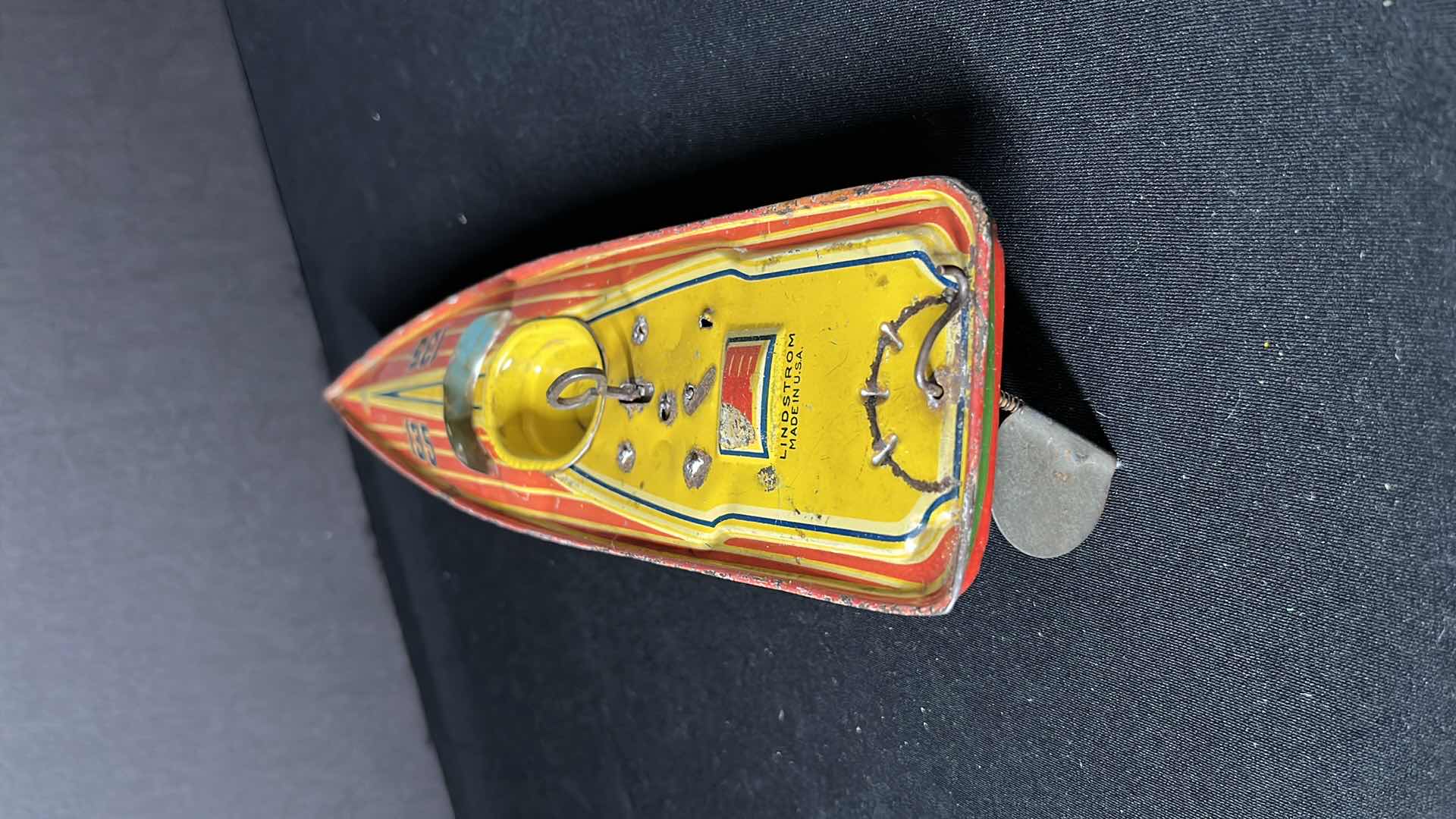 Photo 1 of LINDSTROM VINTAGE 1930’S TIN BOAT