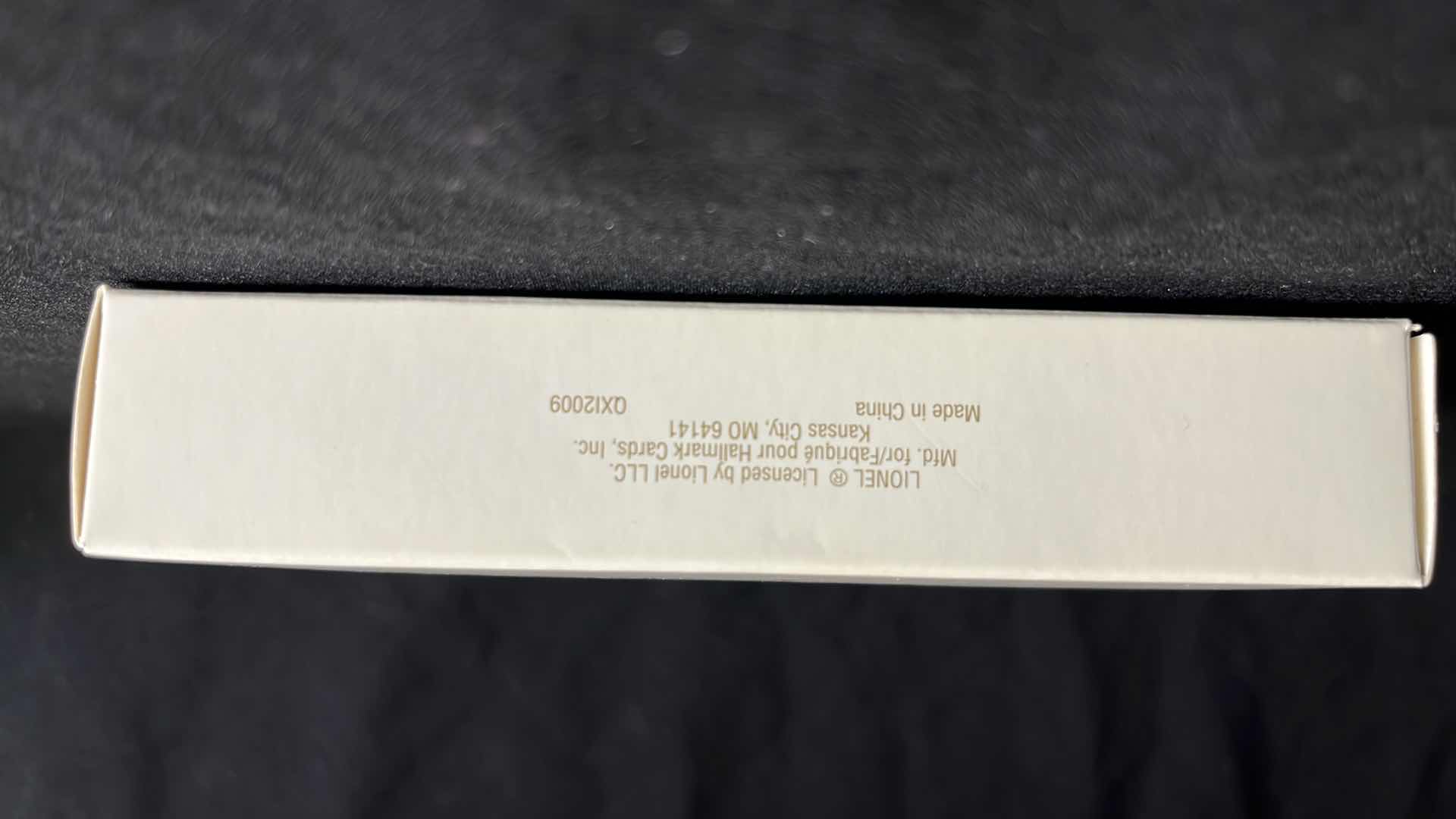 Photo 1 of HALLMARK LIONEL TRAIN HANDCRAFTED KEEPSAKE ORNAMENTS FREEDOM TRAIN SLEEPER 2007 (#QXI2009) & FREEDOM TRAIN OBSERVATION CAR 2007 (#QXI2017)