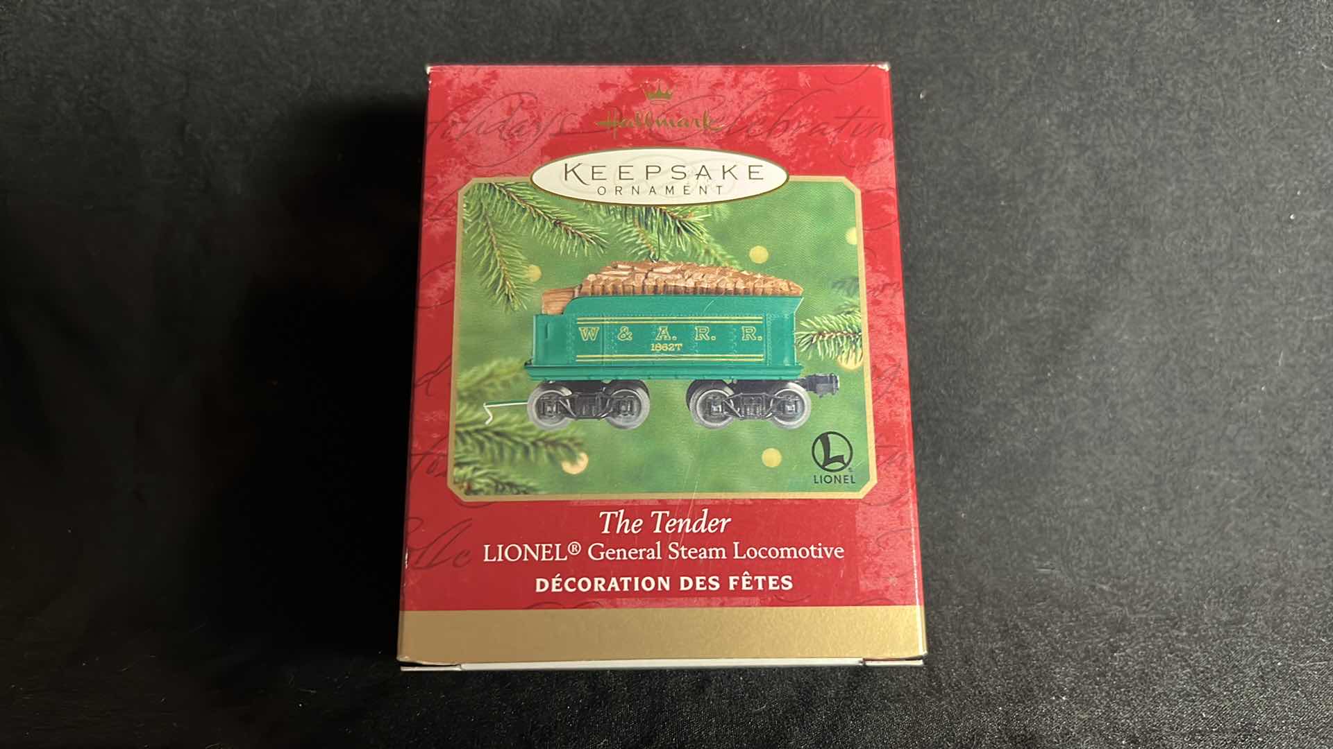 Photo 1 of HALLMARK LIONEL TRAIN DIE-CAST METAL KEEPSAKE ORNAMENTS PENNSYLVANIA GG-1 LOCOMOTIVE 1998 (#QX6346) & THE TENDER GENERAL STEAM LOCOMOTIVE 2000 (#QX6834)