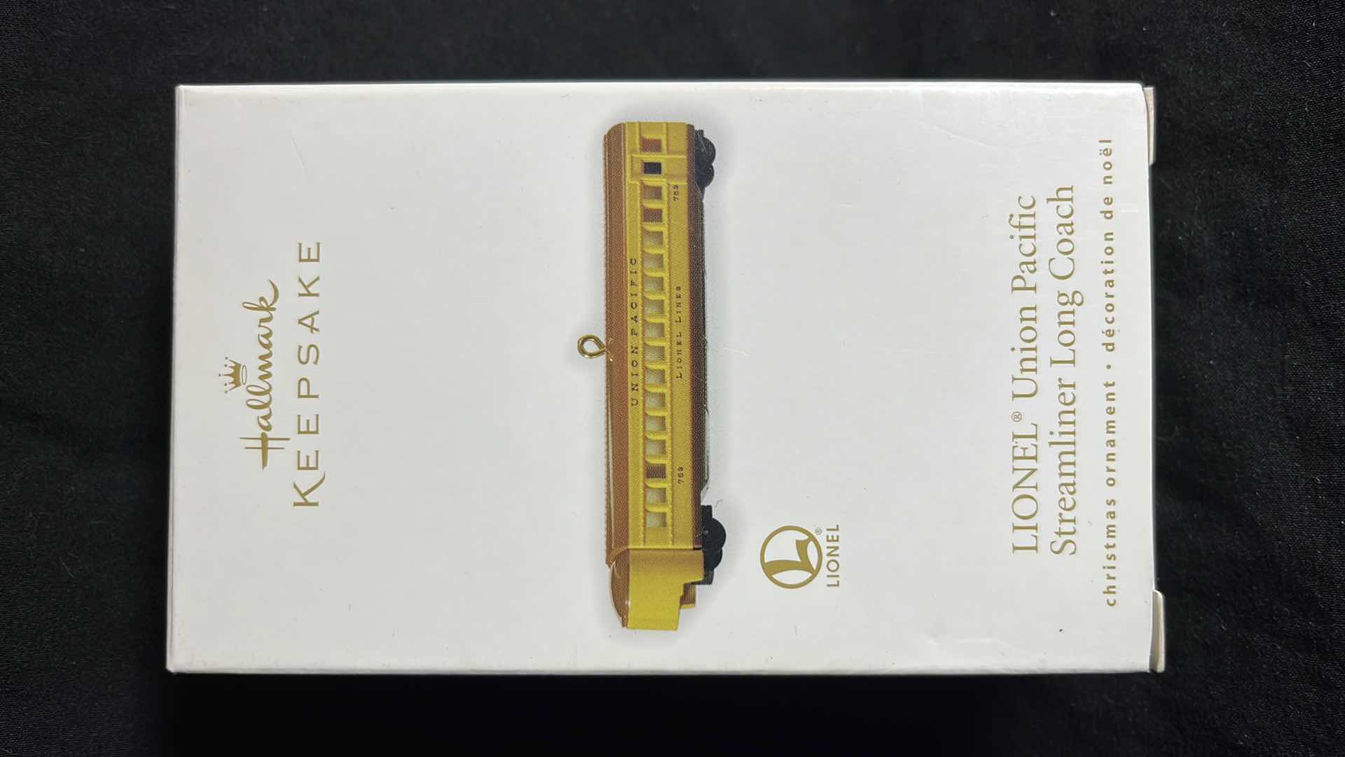 Photo 1 of HALLMARK LIONEL TRAIN HANDCRAFTED & METAL KEEPSAKE ORNAMENTS UNION PACIFIC STREAMLINER BUFFET COACH 2010 (#QXI2013), UNION PACIFIC STREAMLINER LONG COACH 2010 (#QXI2023) & UNION PACIFIC STREAMLINER LOCOMOTIVE 2010 (#QX8626)