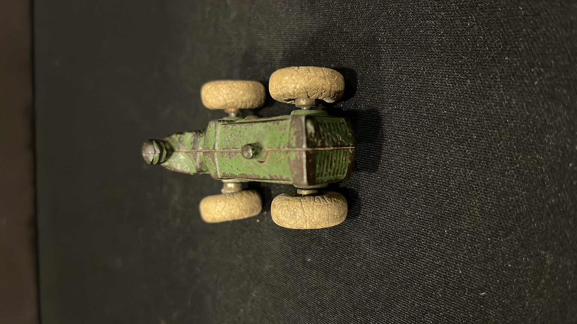 Photo 1 of ANTIQUE 1920’S MINIATURE HUBLEY CAST IRON TOY TRACTOR 2.75”