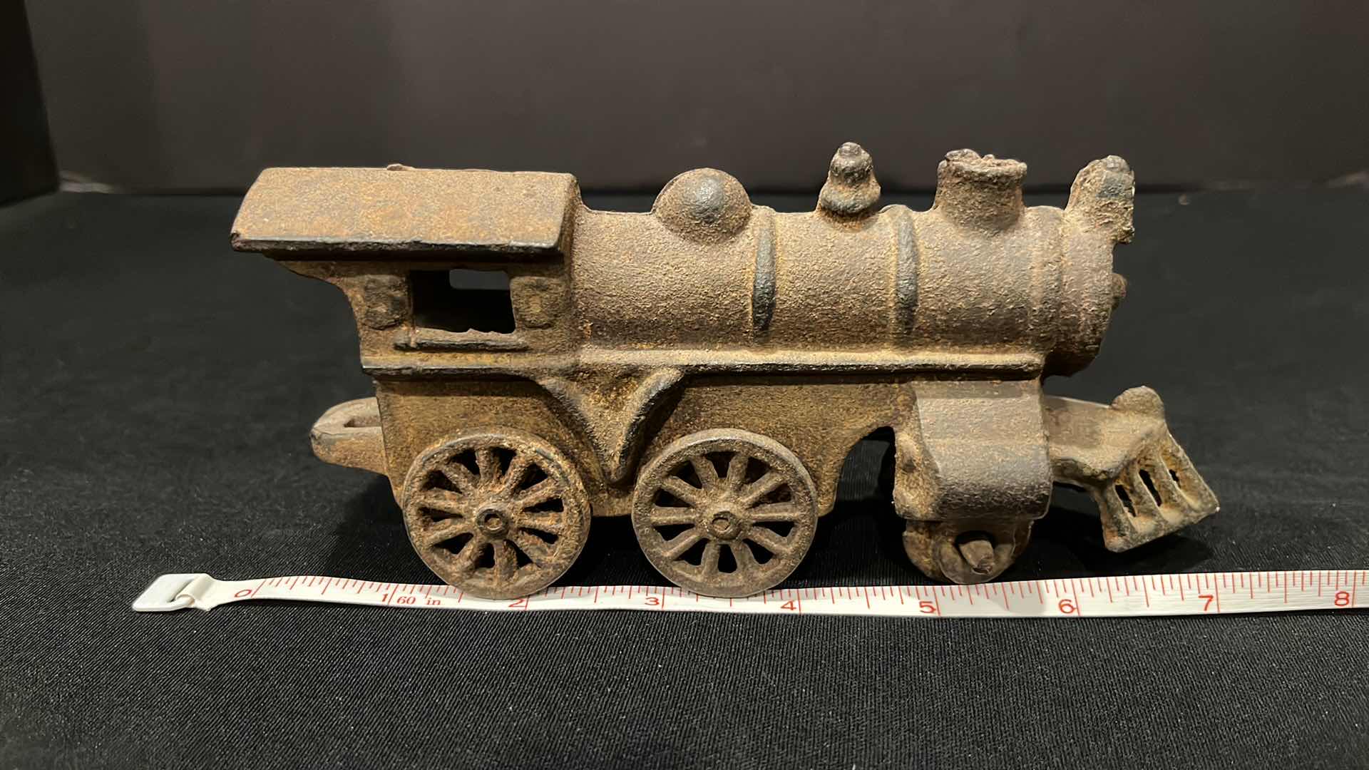 Photo 1 of ANTIQUE EARLY 1900’S CAST IRON TRAIN 7.25”
