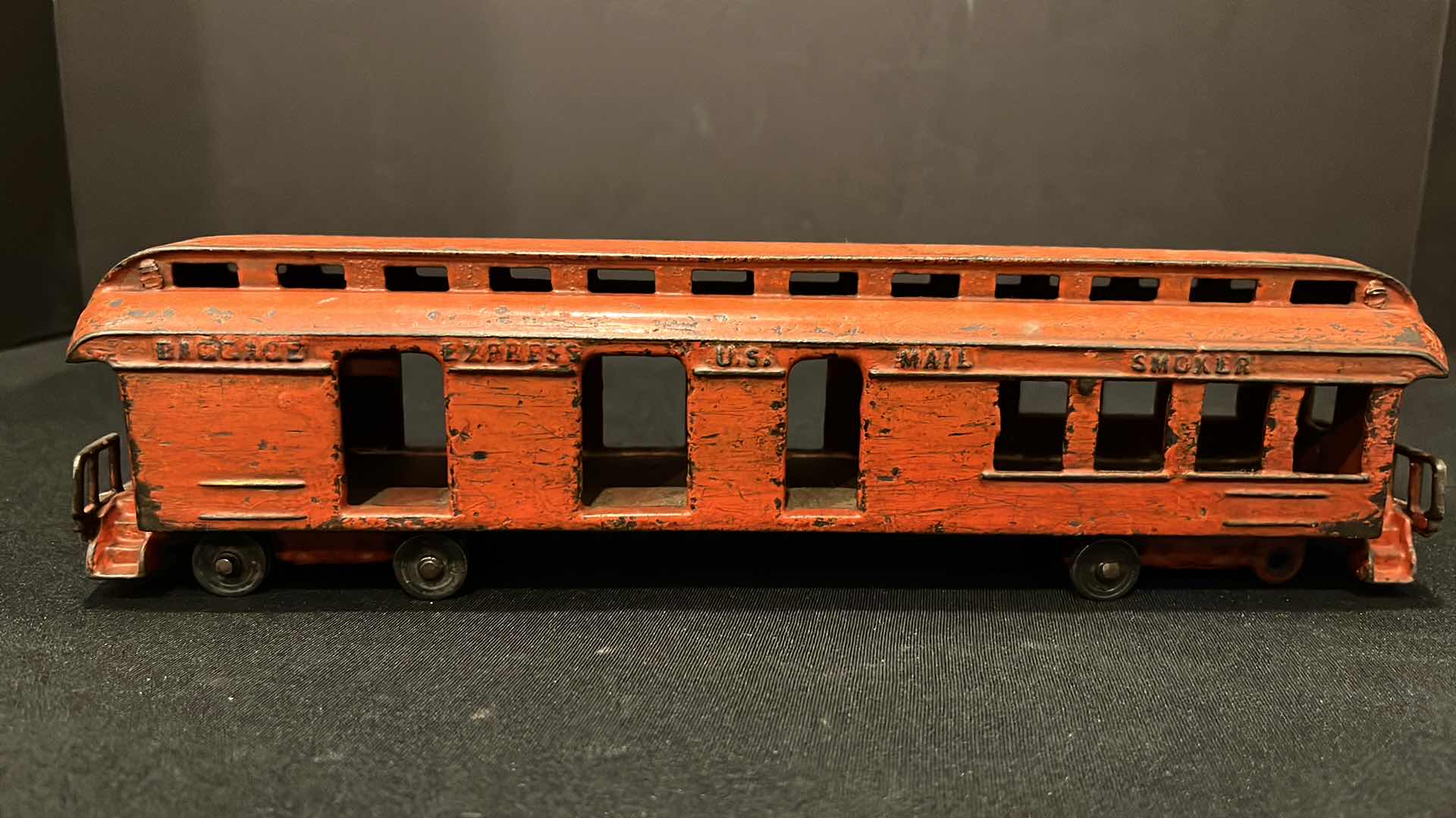 Photo 1 of ANTIQUE EARLY 1900’S CAST IRON SMOKER U.S. MAIL EXPRESS BAGGAGE TRAIN CAR