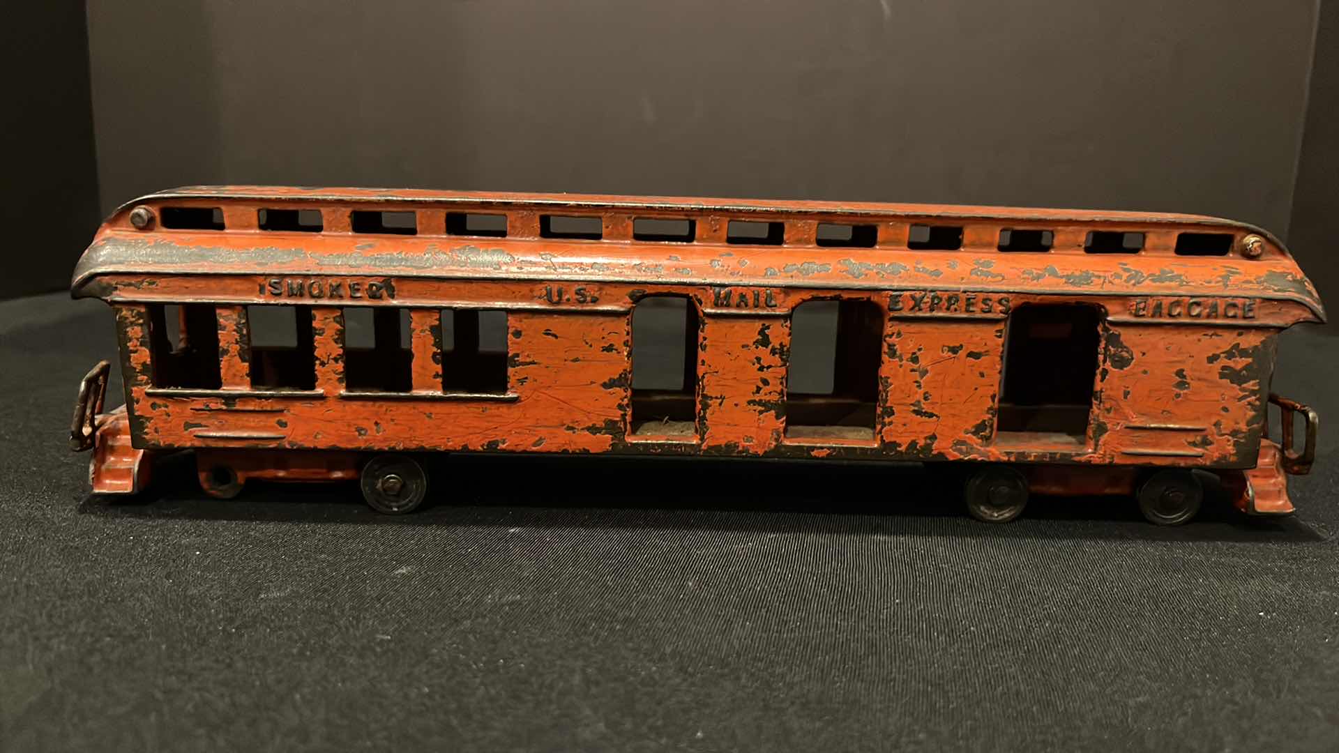 Photo 1 of ANTIQUE EARLY 1900’S CAST IRON SMOKER U.S. MAIL EXPRESS BAGGAGE TRAIN CAR