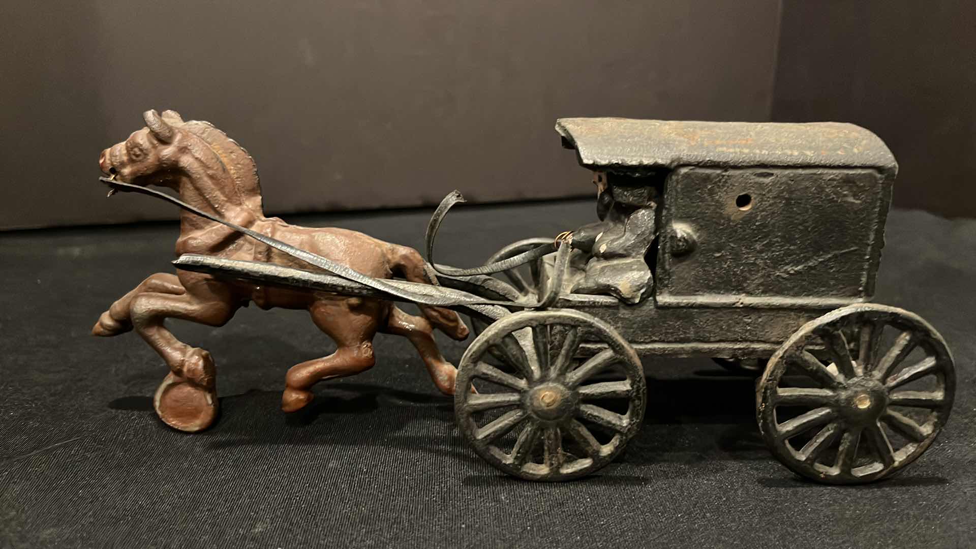 Photo 1 of ANTIQUE EARLY 1900’S CAST IRON AMISH FAMILY ON HORSE DRAWN CARRIAGE/WAGON 9.75”