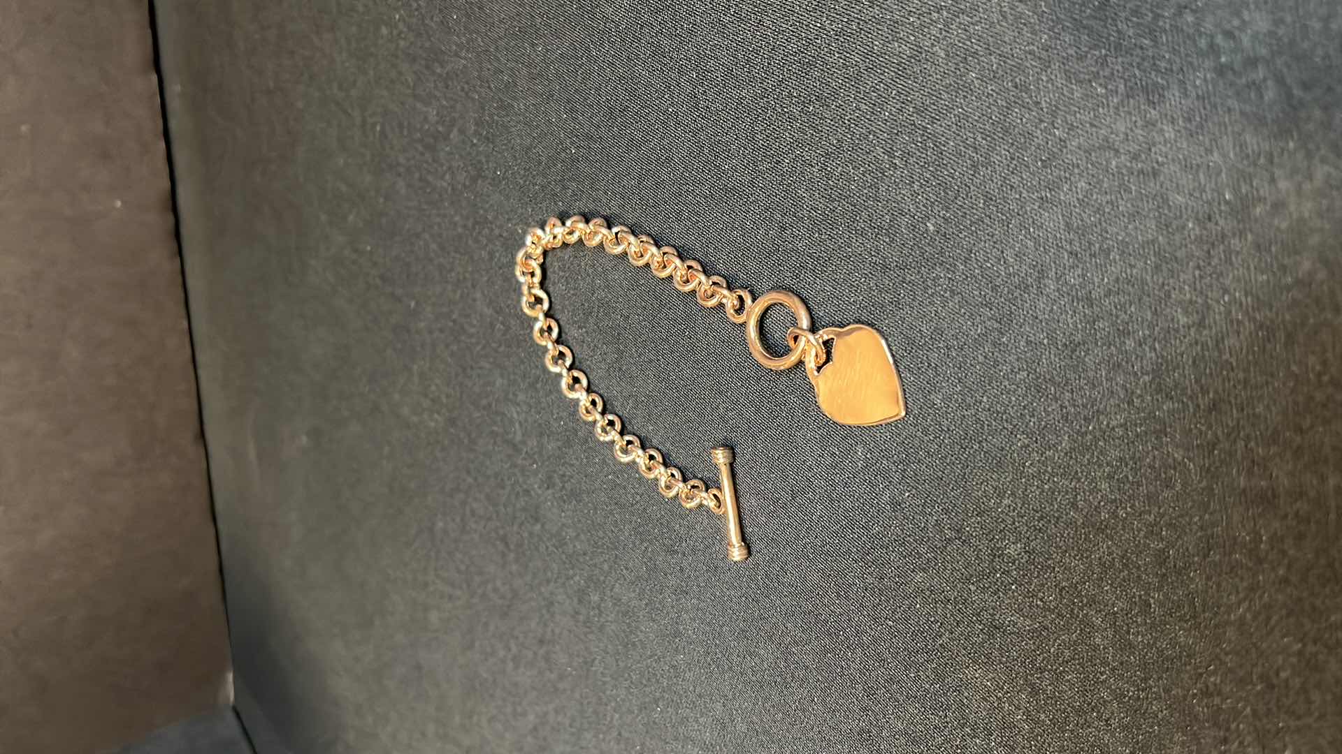 Photo 1 of ROSE GOLD CHAIN BRACELET AND LEAF RING FAUX