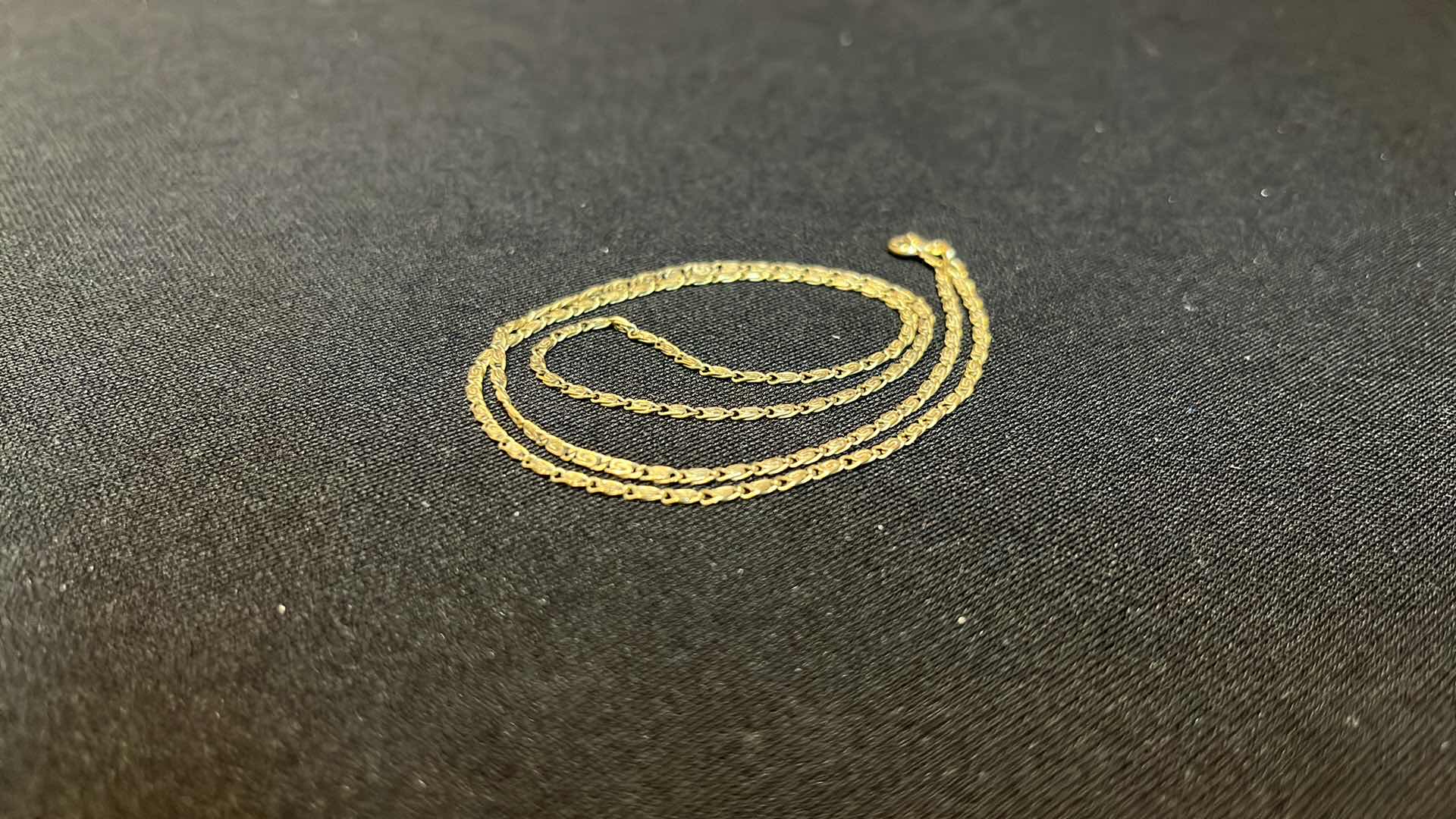 Photo 1 of 14K GOLD CHAIN NECKLACE 18”