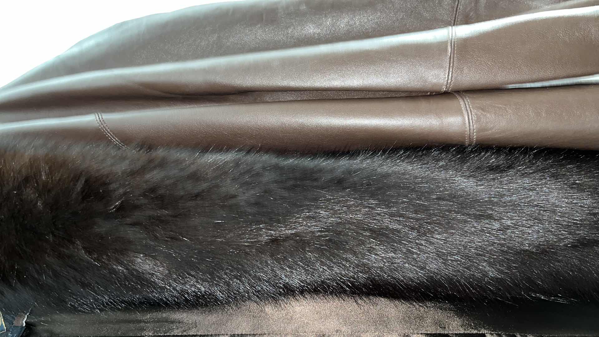 Photo 1 of WOMENS SYNERGY LEATHER/FOX FUR COAT, XL