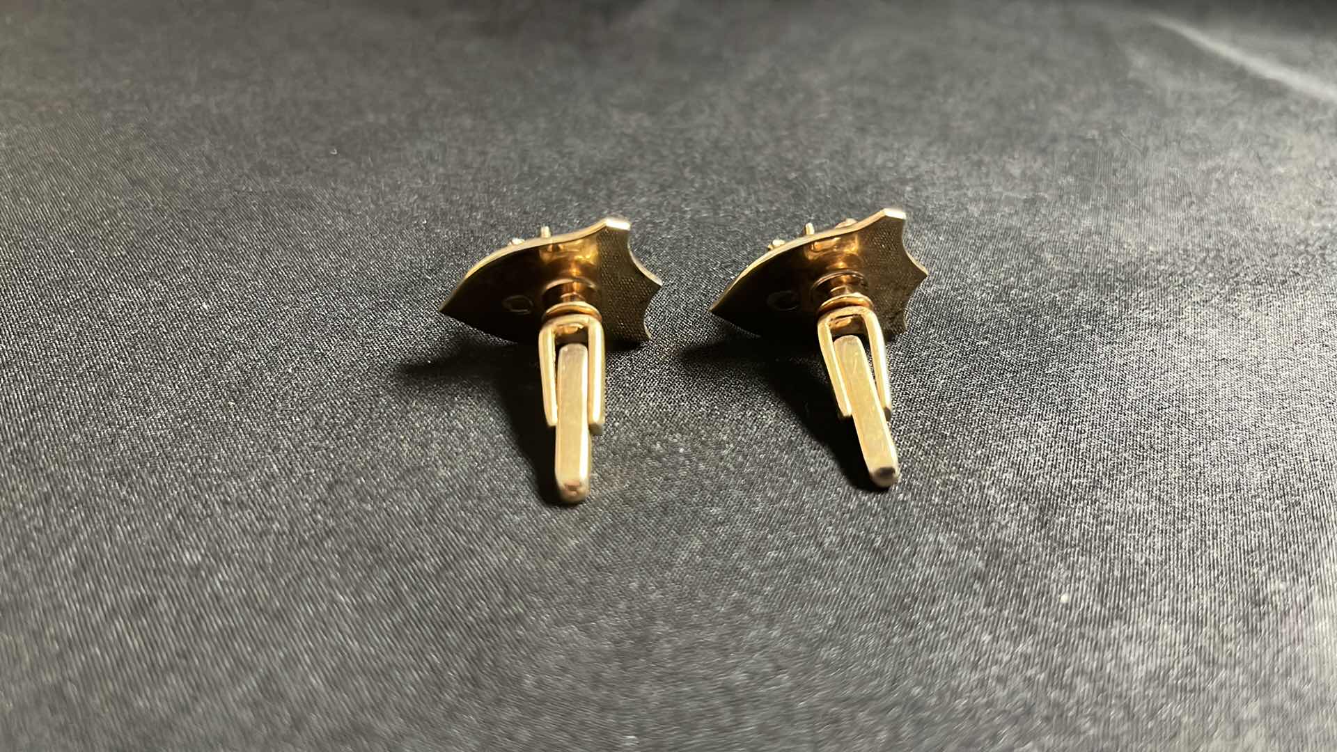 Photo 1 of VINTAGE GOLD TONE DEER-HEAD CUFF LINKS