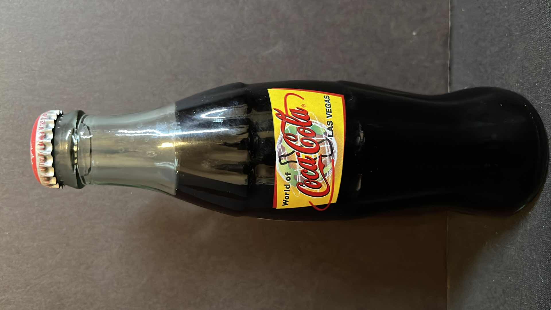 Photo 3 of COCA-COLA 4-COMMEMORATIVE 8 OZ BOTTLES, 25TH ANNIVERSARY DISNEY WORLD 1996, WORLD OF COCA-COLA LAS VEGAS 1996, GRAND CANYON RAILWAY 1997, SUPER BOWL XXXII SAN DIEGO 1998, UNOPENED