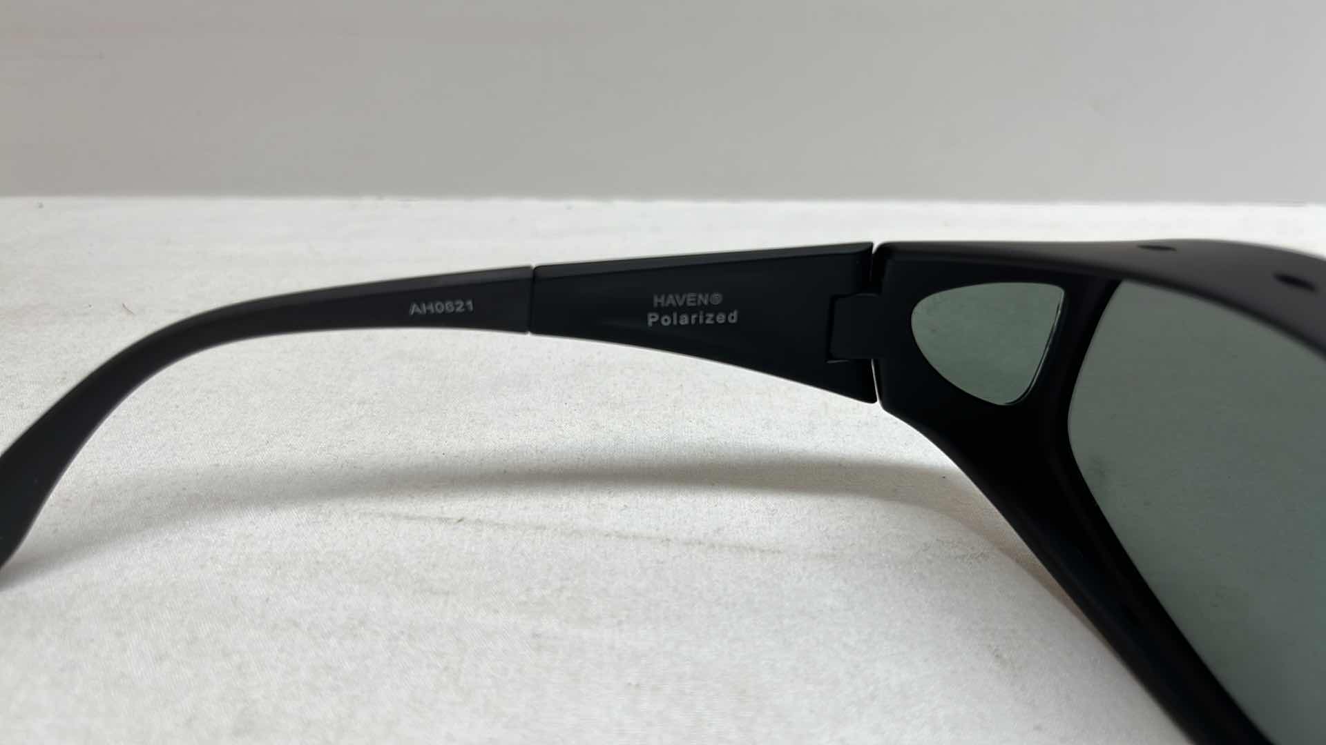 Photo 1 of HAVEN DESIGNER FIT-OVER SUNGLASSES EVEREST IN BLACK W GREY POLARIZED LENS, XL