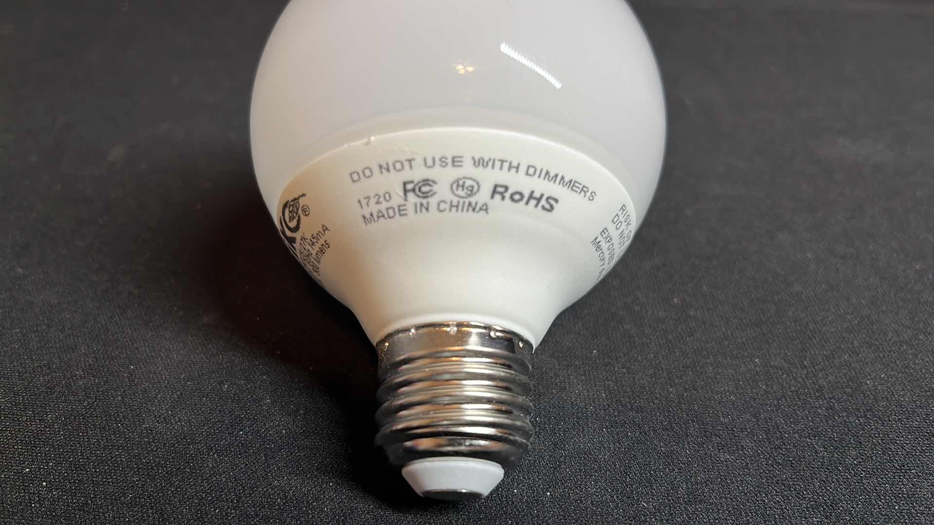 Photo 1 of EIKO 6-GLOBE SHAPED SPIRAL MEDIUM SCREW BASE LIGHT BULBS SP9G25/27K 9W 120V