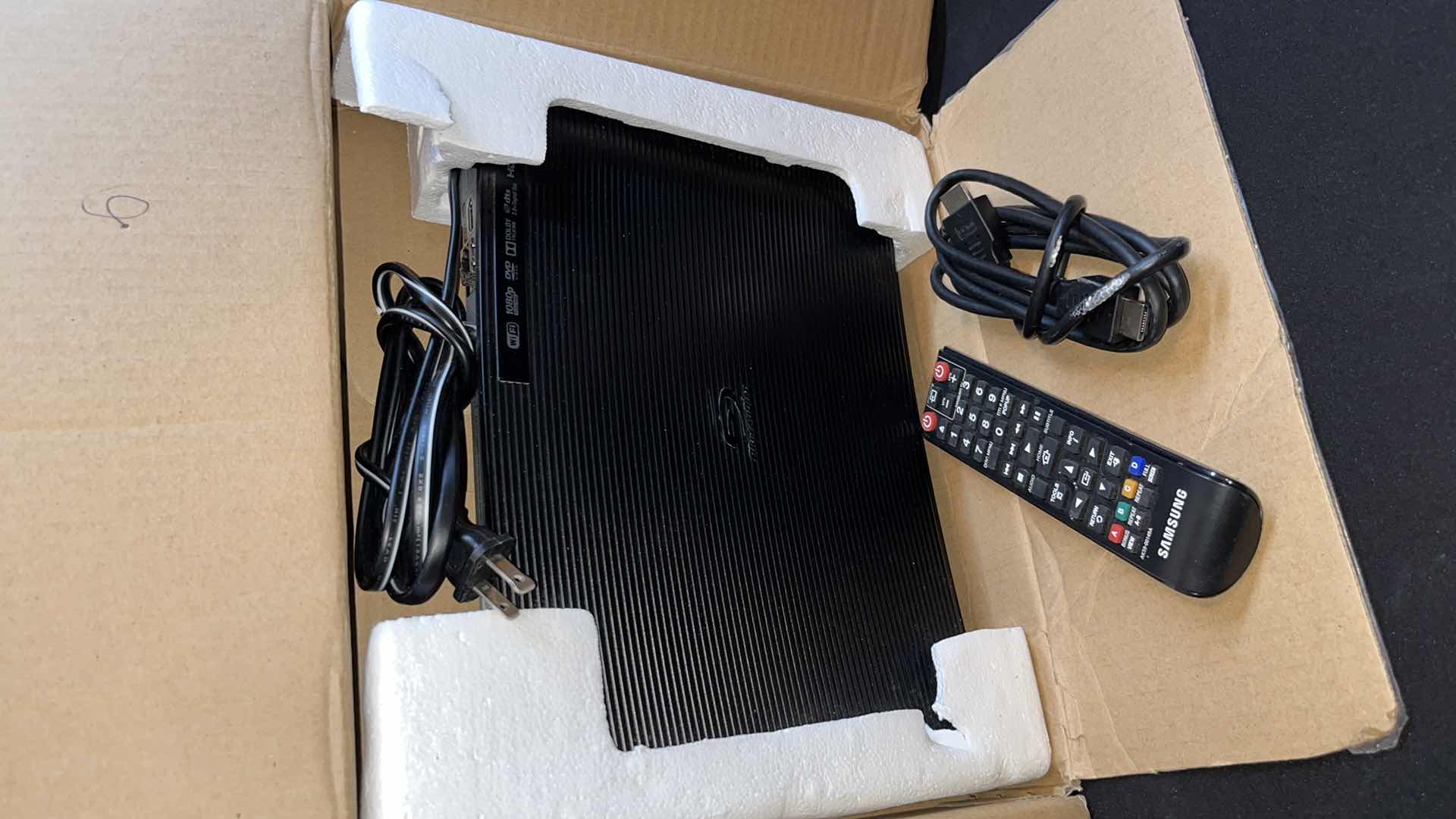 Photo 1 of SAMSUNG BLU-RAY DISC PLAYER/DVD PLAYER, GEEK SQUAD CERTIFIED REFURBISH (BD-J5700)