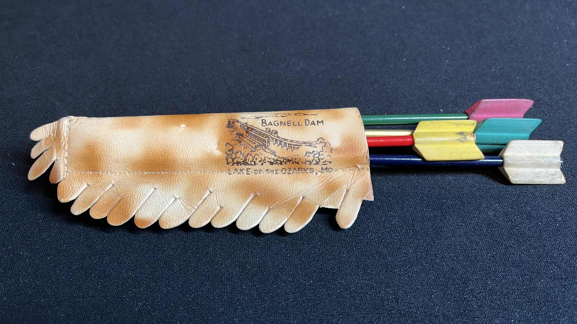 Photo 1 of COLLECTIBLE 4-ARROW PENCILS WITH BAG & 5-MINIATURE KNIVES W LEATHER SHEATHS 4”