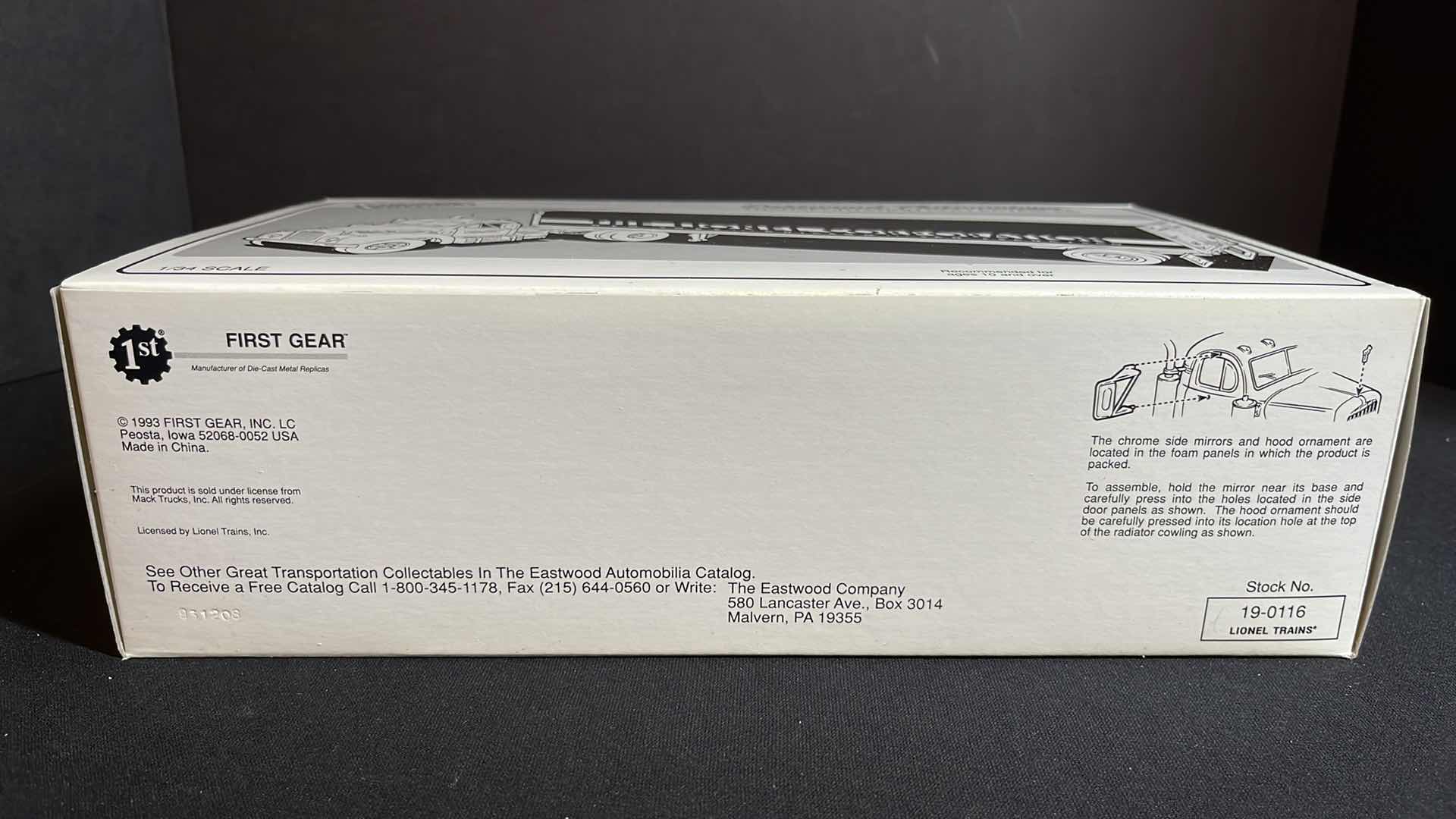Photo 1 of FIRST GEAR INC EASTWOOD AUTOMOBILIA TRANSPORTATION COLLECTABLES THE LIONEL CORPORATION DIE-CAST METAL 1960 MODEL B-61 MACK TRACTOR & TRAILER, 1993 (STOCK #19-0116)