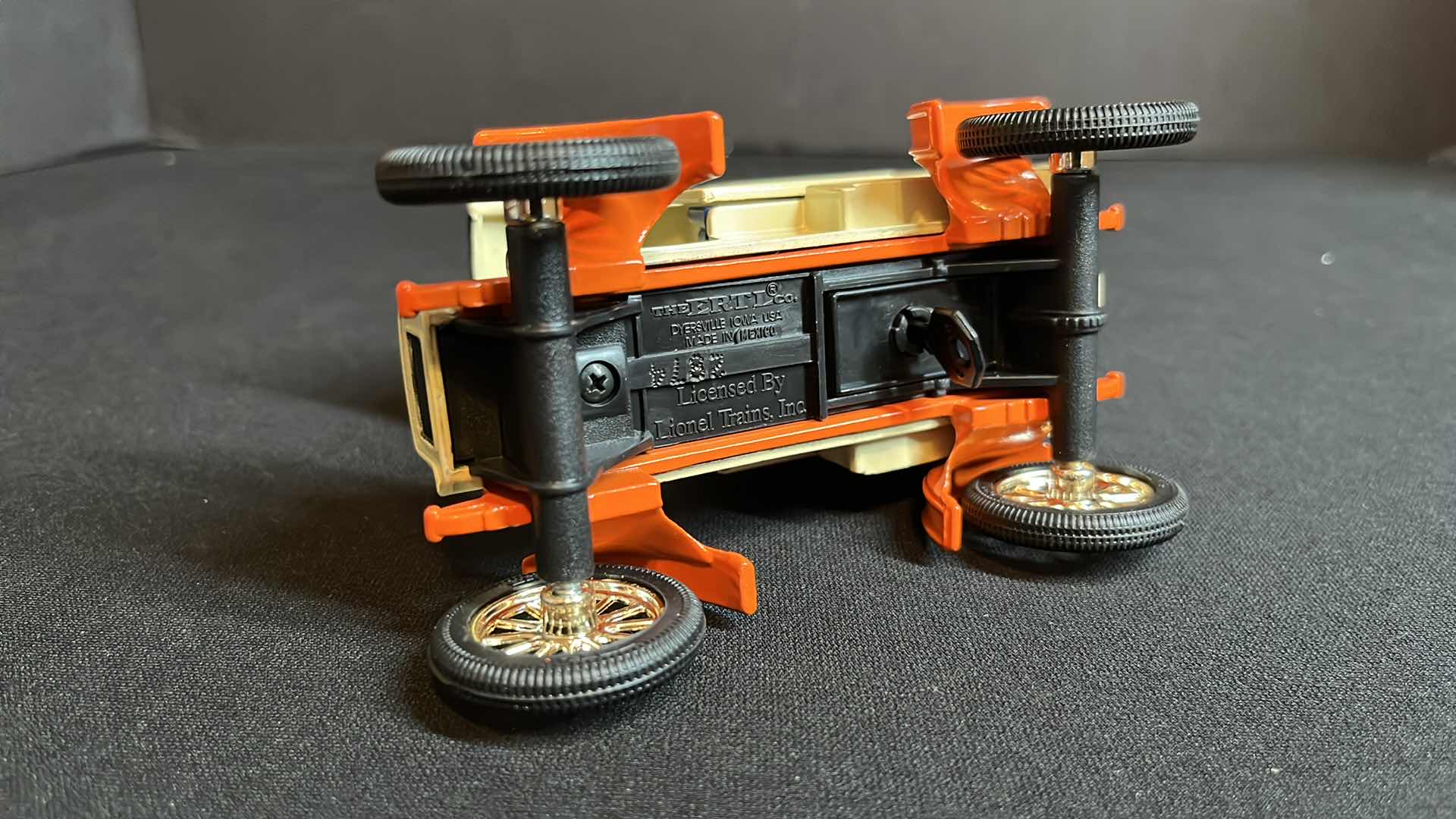 Photo 1 of ERTL COMPANY EASTWOOD AUTOMOBILIA LIONEL ELECTRIC TRAINS DIE-CAST METAL SIGNATURE EDITION 1905 FORD DELIVERY TRUCK BANK W KEY & 1950 CHEVY TRACTOR TRAILER W COA, 1994 (STOCK #B557)