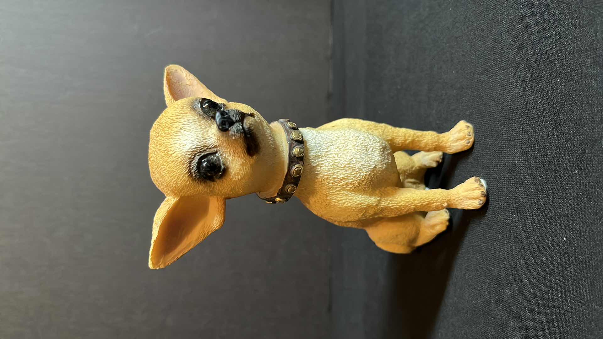 Photo 1 of DOG DECOR 6-PCS