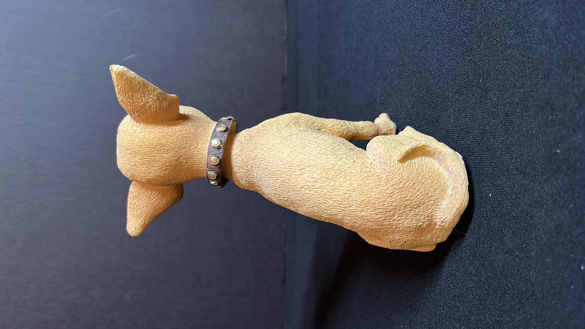 Photo 9 of DOG DECOR 6-PCS