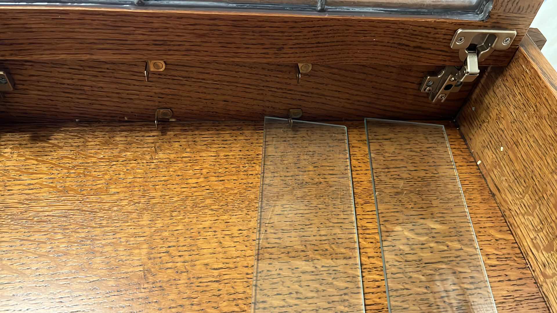 Photo 1 of MAHOGANY FINISH WOOD WALL CABINET W DISTORTED GLASS PANELS & GLASS SHELVES 5.5” X 23.5” H26”