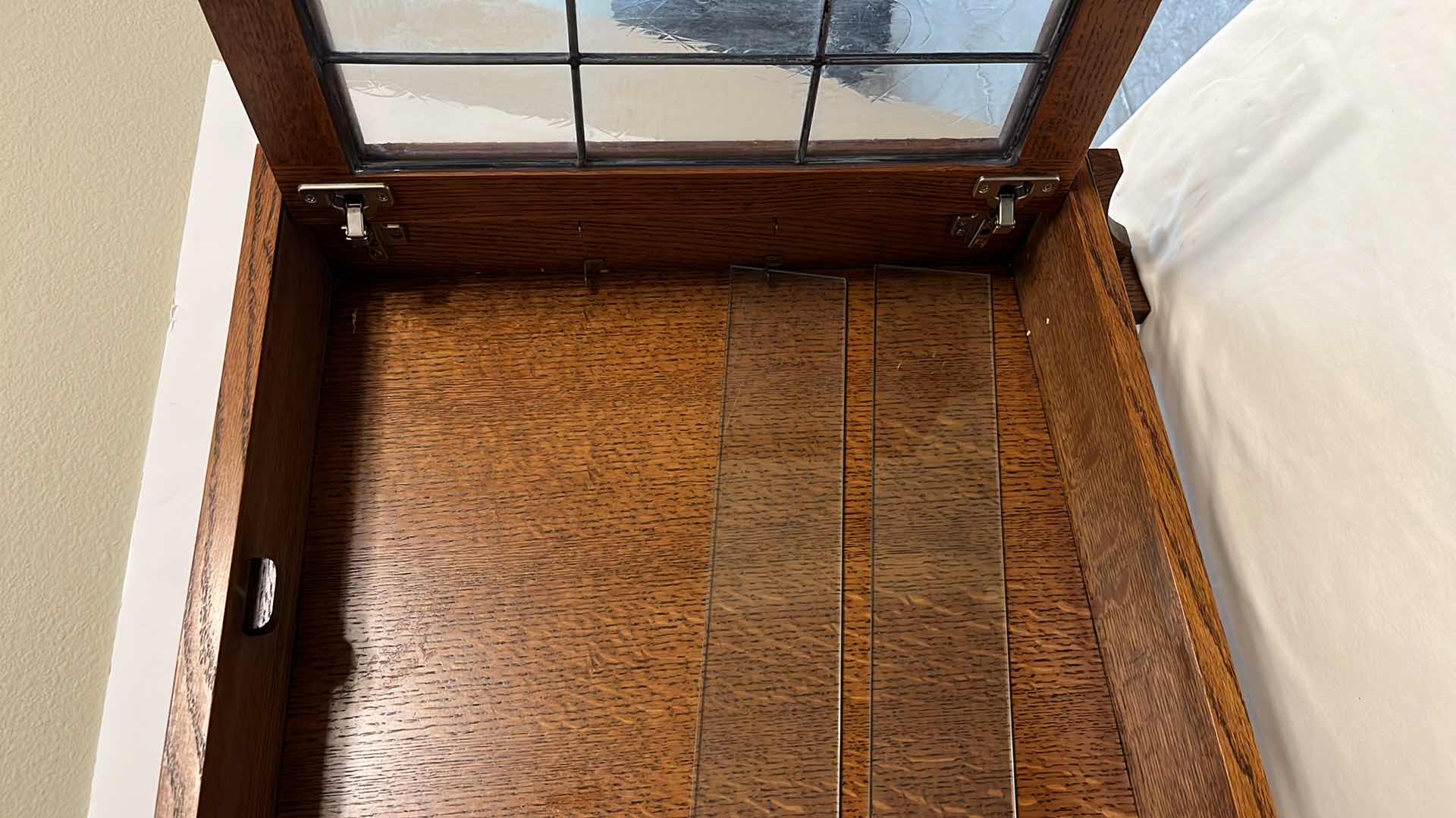 Photo 1 of MAHOGANY FINISH WOOD WALL CABINET W DISTORTED GLASS PANELS & GLASS SHELVES 5.5” X 23.5” H26”