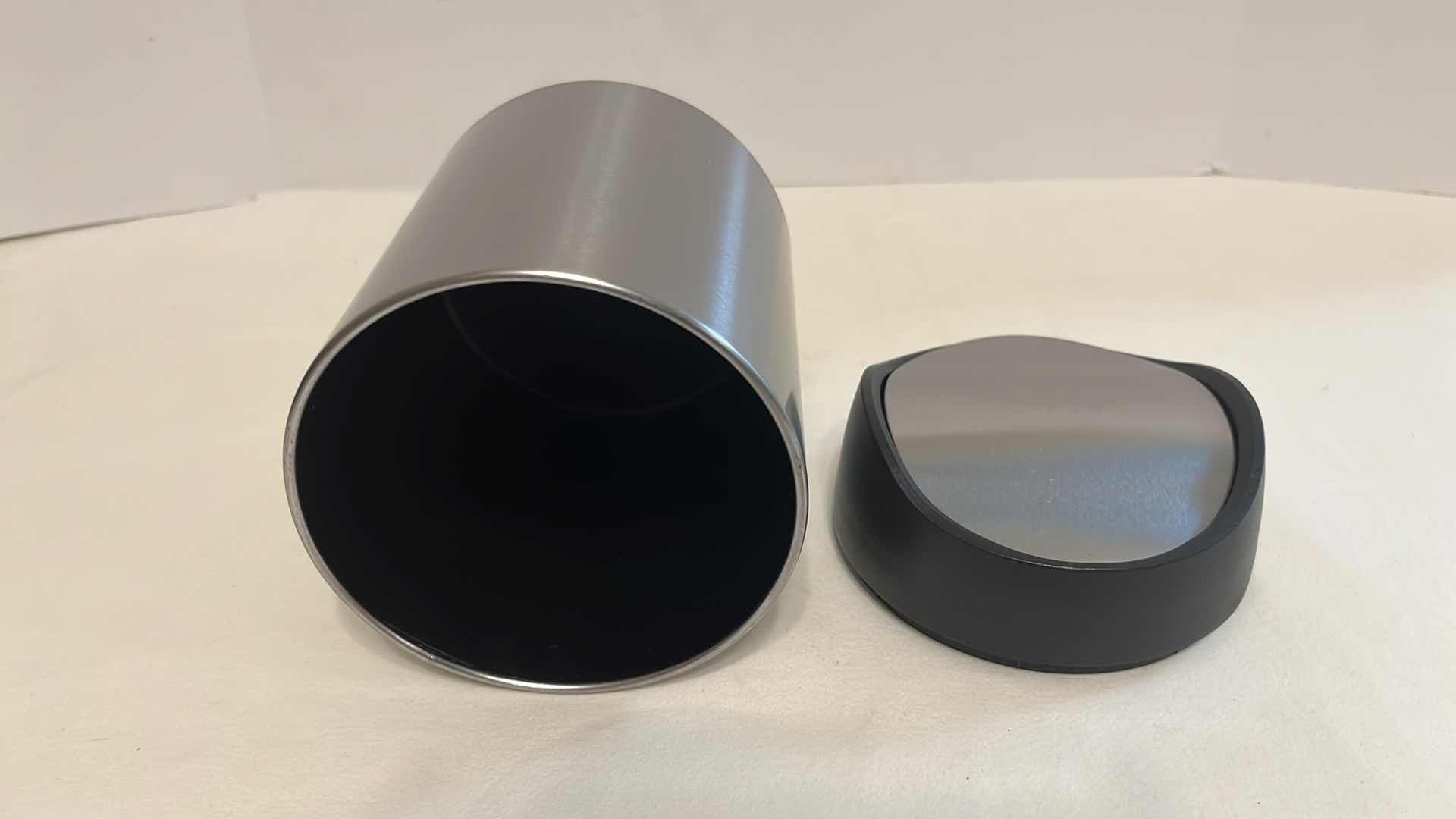 Photo 4 of SIMPLEHUMAN STAINLESS STEEL COUNTERTOP 7.5” TRASH CAN 1.5 LITERS