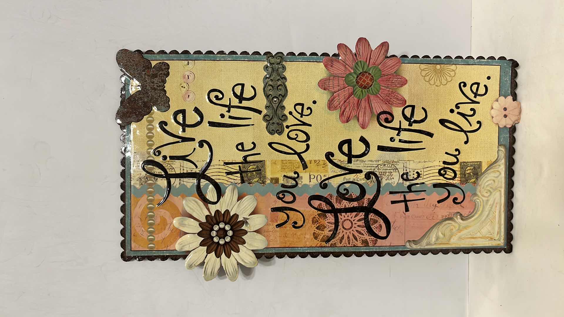 Photo 1 of METAL/ WOOD WALL HANGINGS & KITCHEN HAND TOWELS, TALLEST 7.75” X 19”