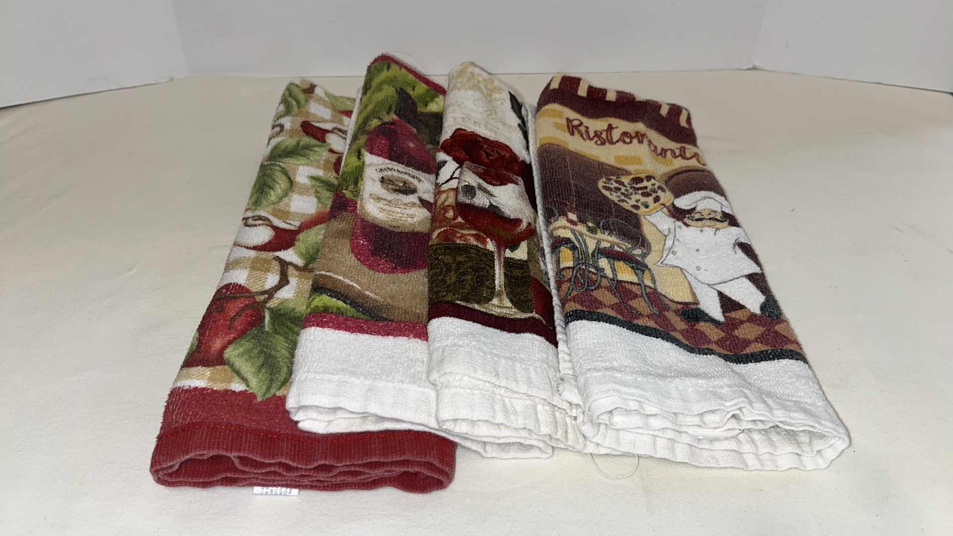 Photo 1 of METAL/ WOOD WALL HANGINGS & KITCHEN HAND TOWELS, TALLEST 7.75” X 19”