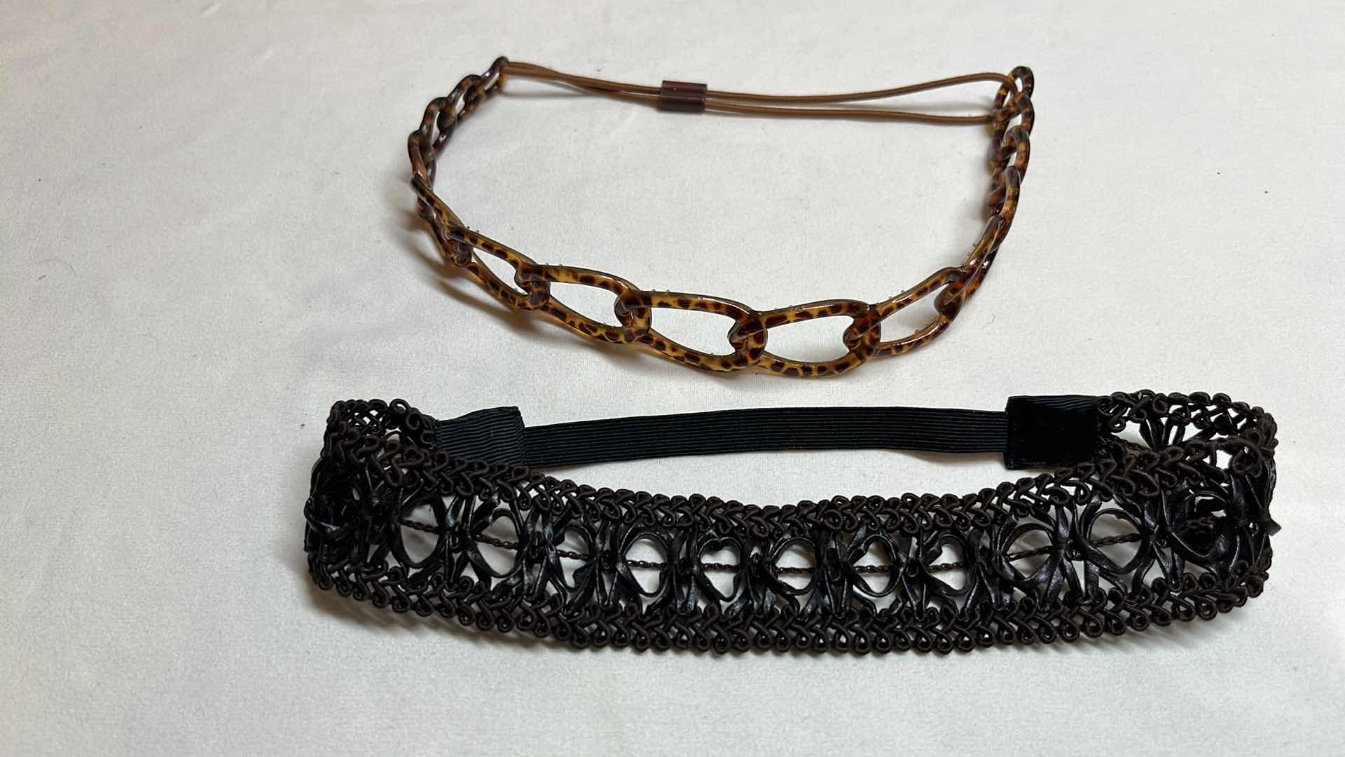 Photo 3 of MAGNIFYING MIRRORS (3) & HAIR ACCESSORIES