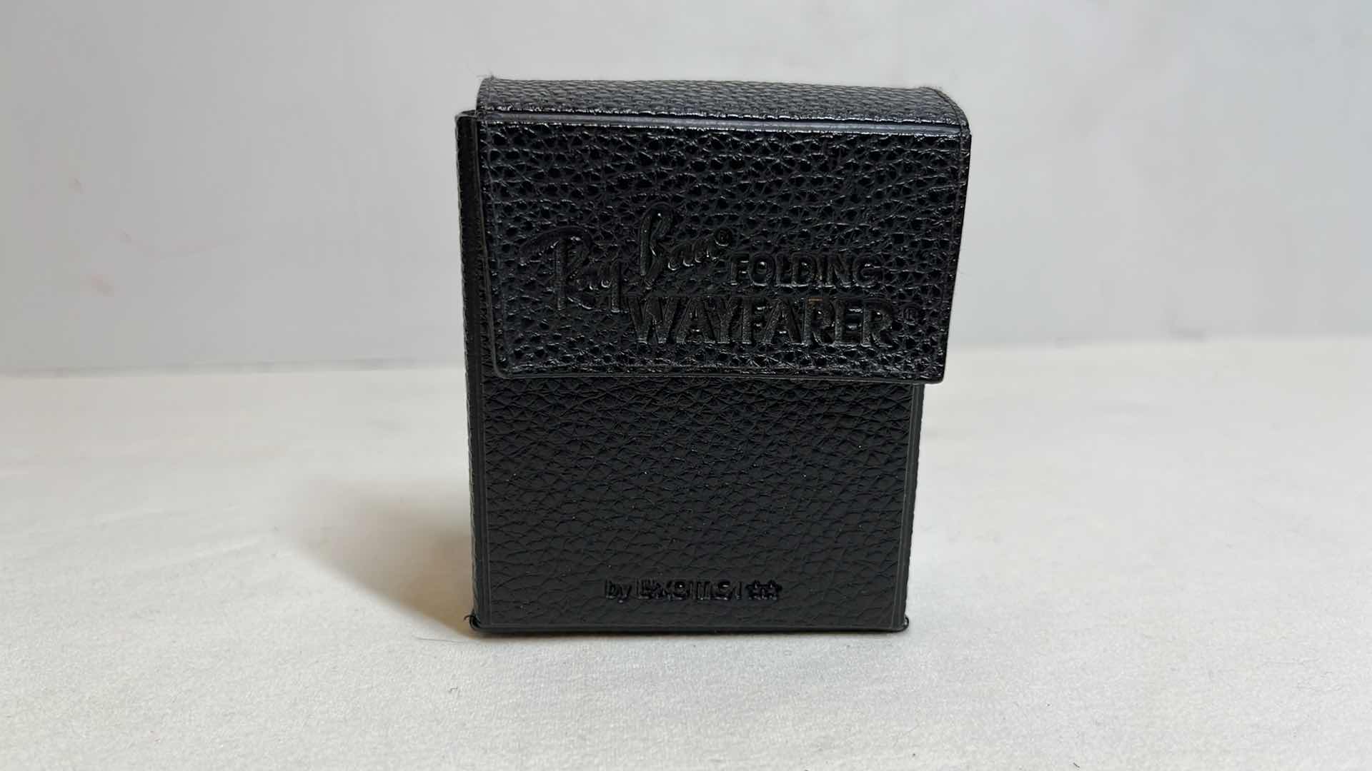 Photo 1 of RAY-BAN FOLDING WAYFARER SUNGLASSES W CASE