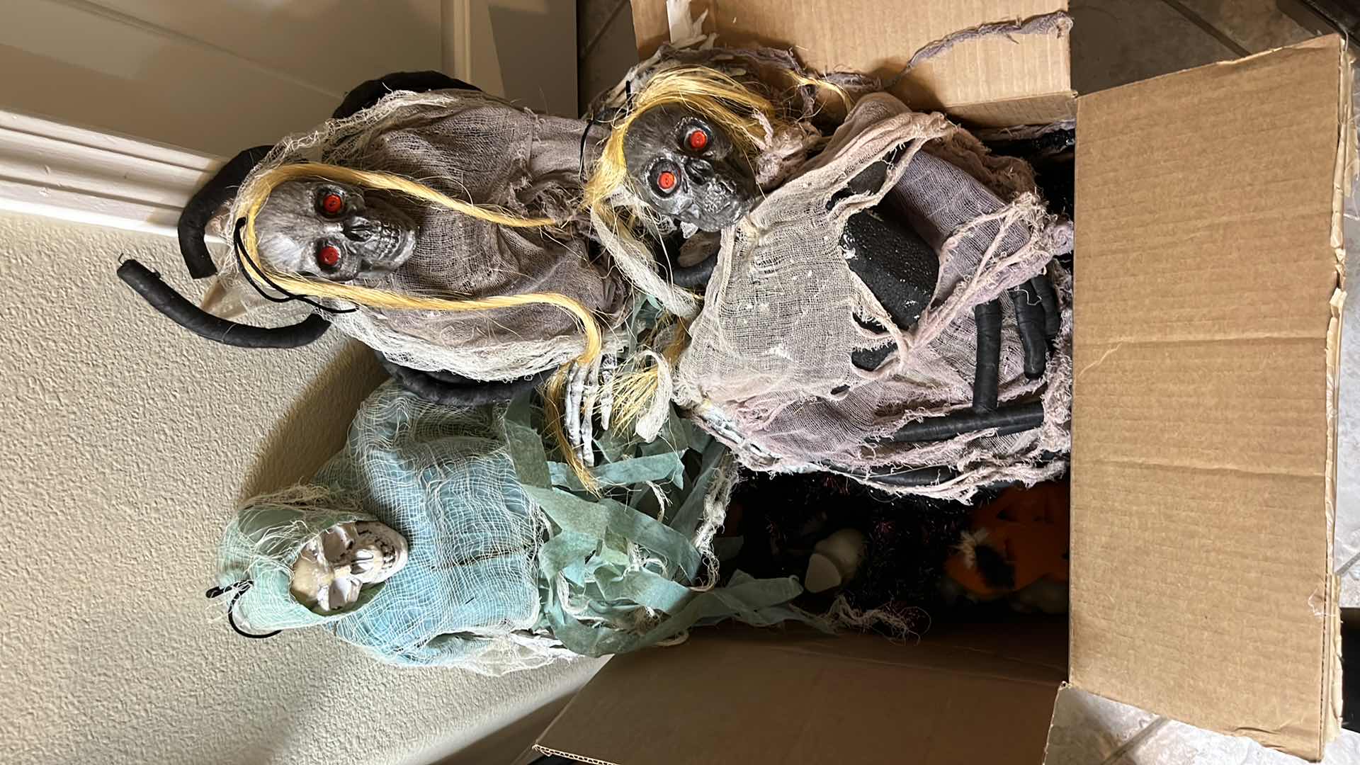 Photo 1 of HALLOWEEN DECOR