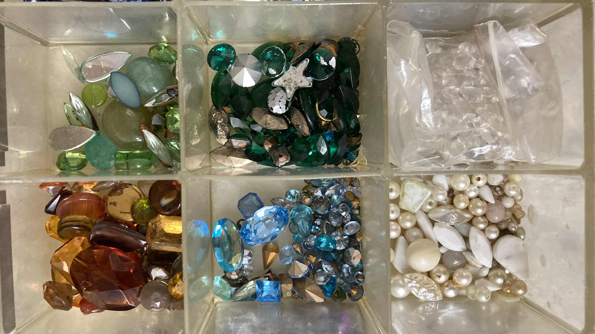 Photo 4 of FASHION JEWELRY BEADS & INLAYS